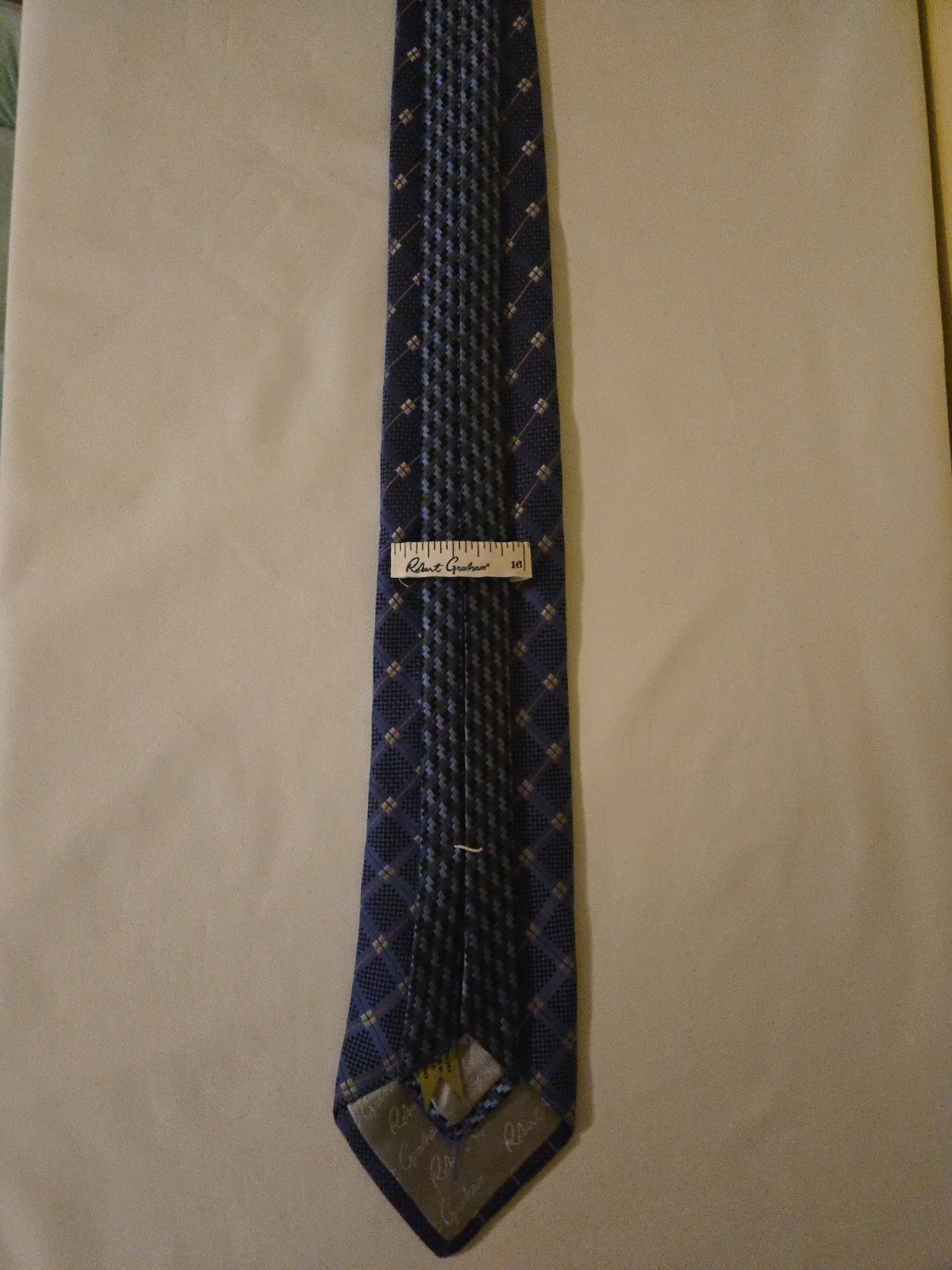 Robert Graham Men’s Blue Plaids & Checks Pattern Pointed Necktie Tie