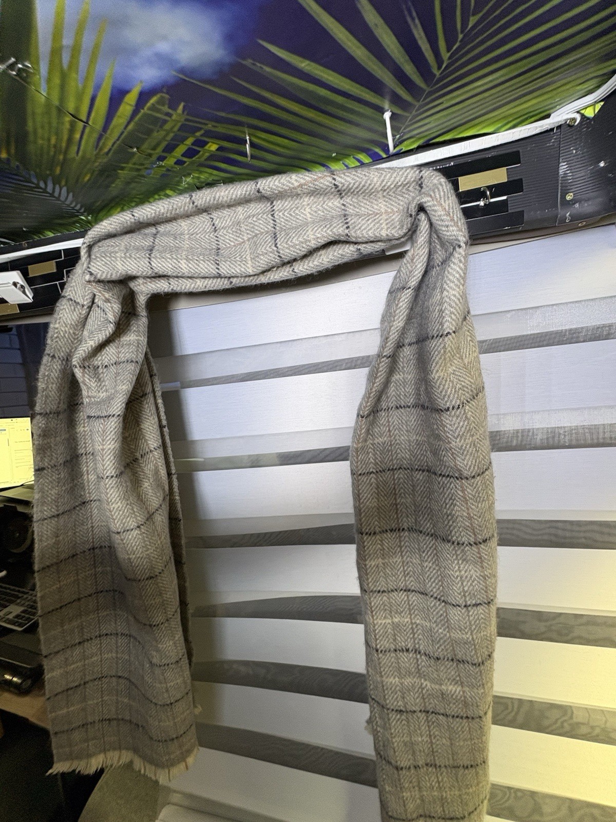 Gray Plaid Wool Woven Rectangle Scarf with Fringe, Women’s 38×21 in