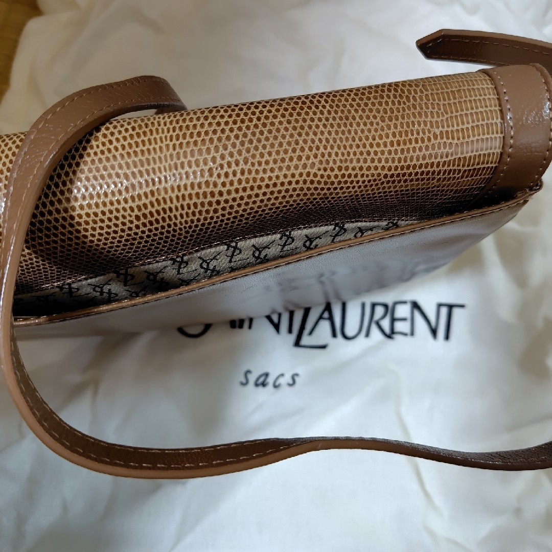 Yves Saint Laurent Lizard Leather Shoulder Bag Size: W: 9.1 × H: 7.1 in. Unused