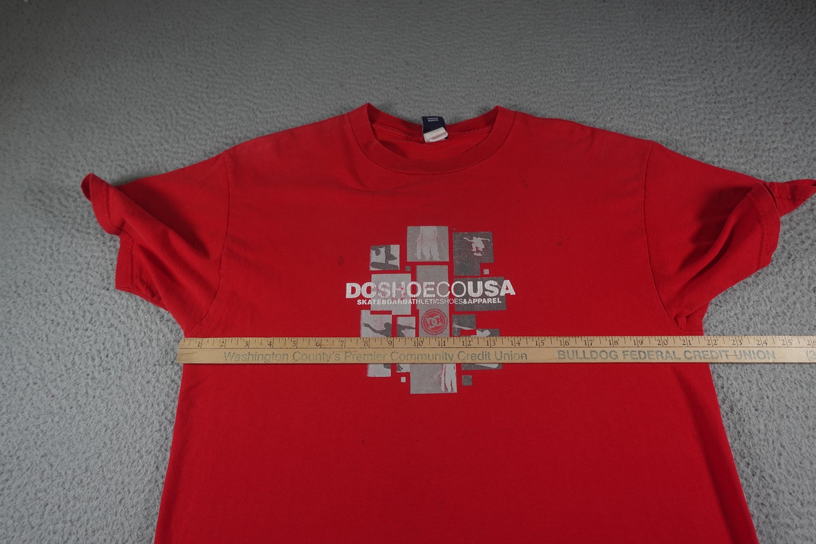 Y2K DC Skater Shirt Mens Large Red Skateboarding Streetwear Rap Hip Hop Urban