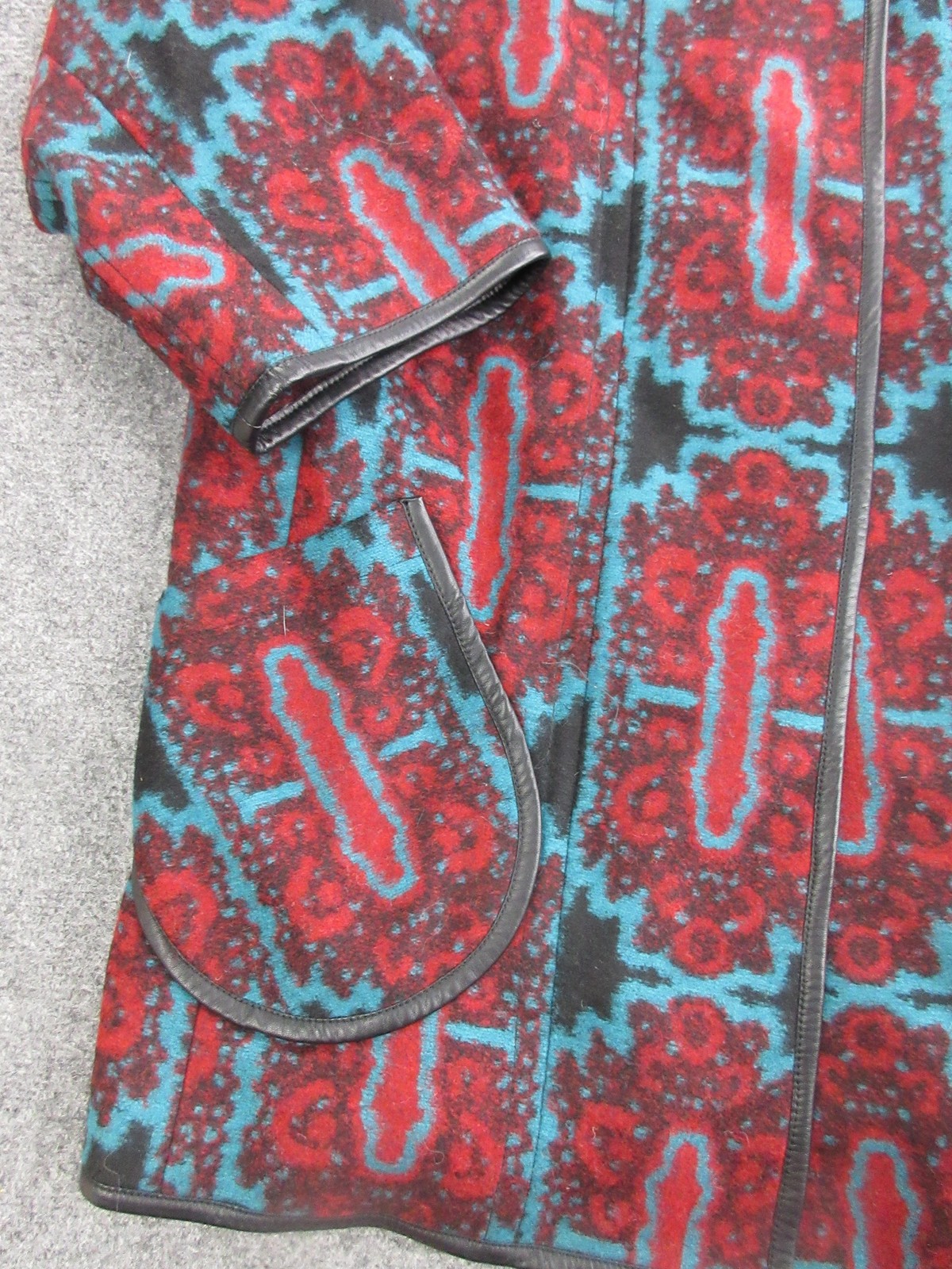 Cartonnier Coat Womens Large Red Tribal Geometric Buckle Wool Pockets Lined