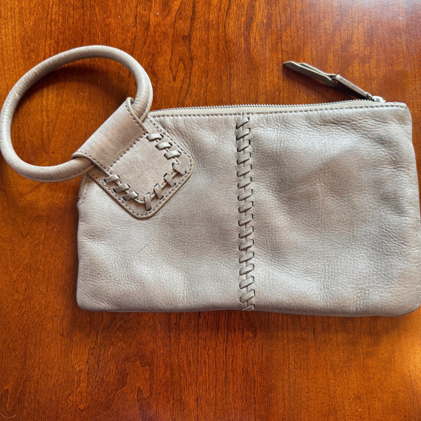 Hobo International Sable Gray Leather Wristlet Clutch Circular Handle Zip Wallet