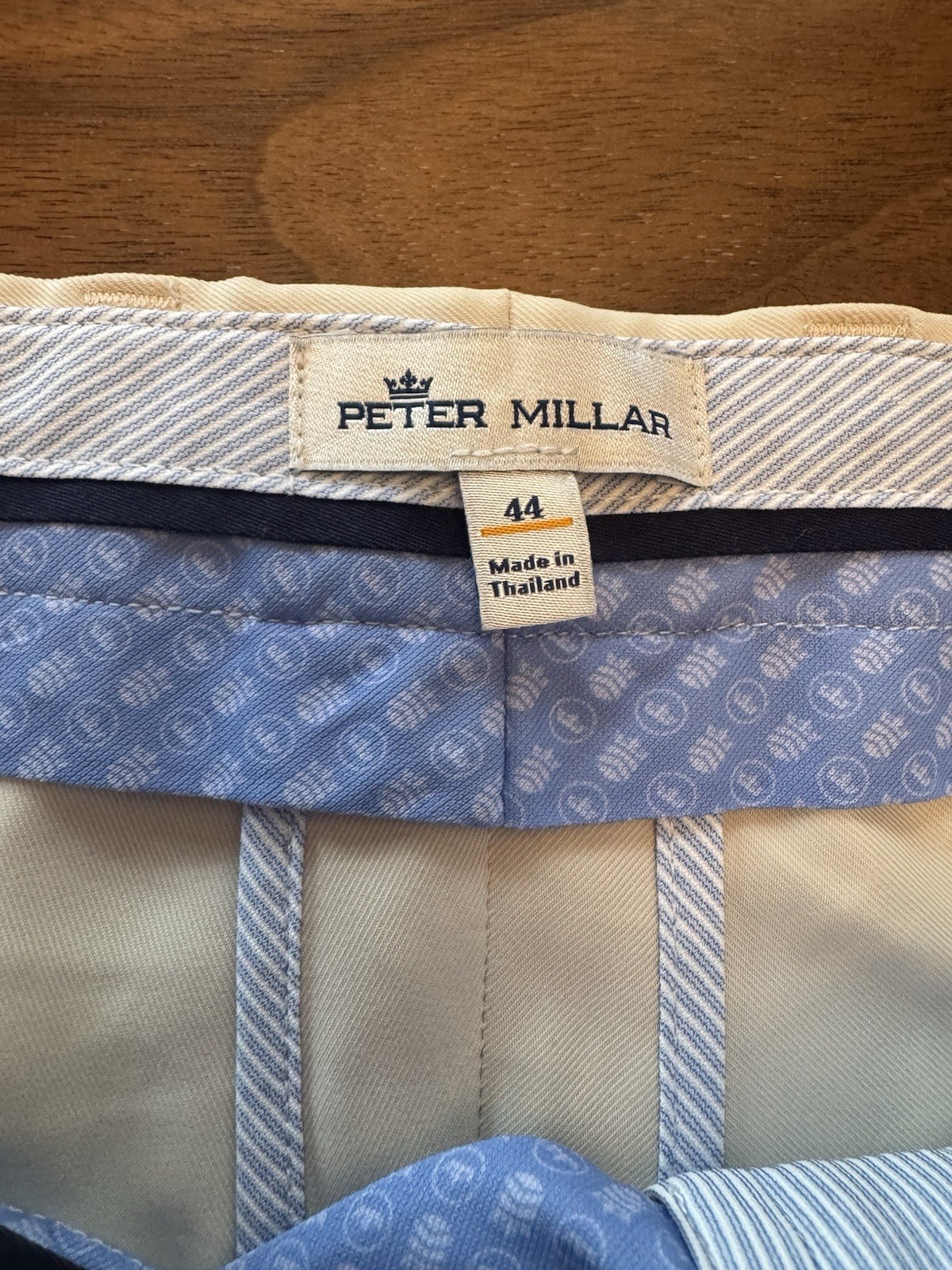 Peter Millar Men’s Beige Cotton Chino Shorts Flat Front Solid Zip Button Logo
