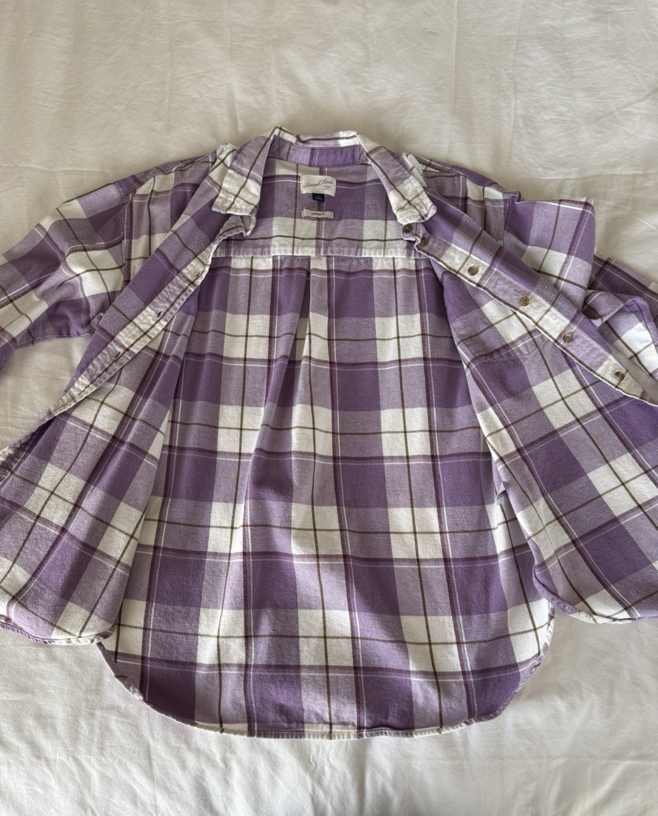 Universal Thread Women’s Oversize Shacket in Lavender And White Size M