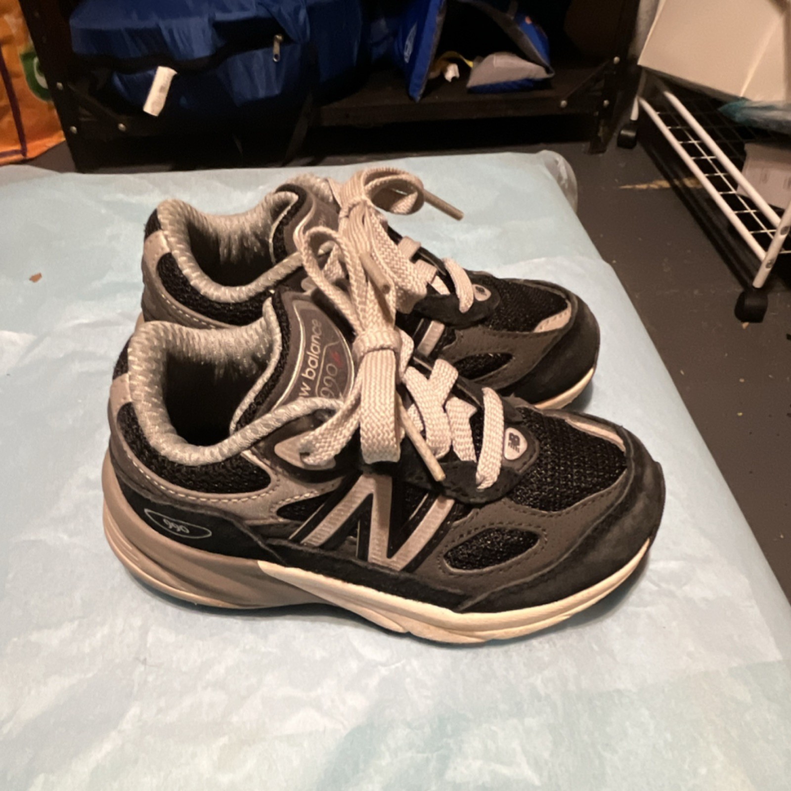New Balance Toddlers Low Top Running Sneakers Black/Gray Lace-Up Rubber Outsole