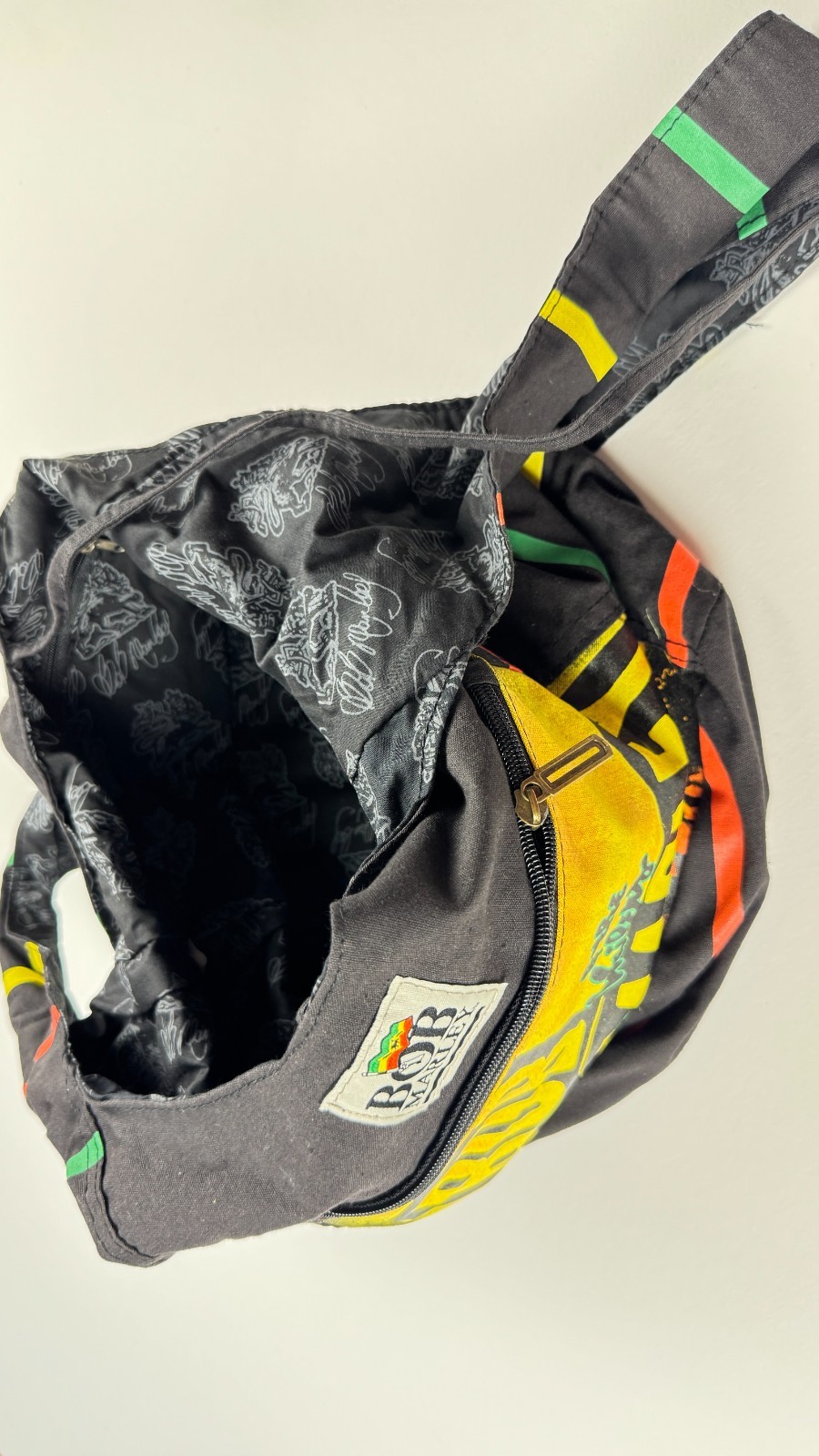Bob Marley Drawstring Shoulder Bag Medium Graphic Print Rasta Colors Adjustable