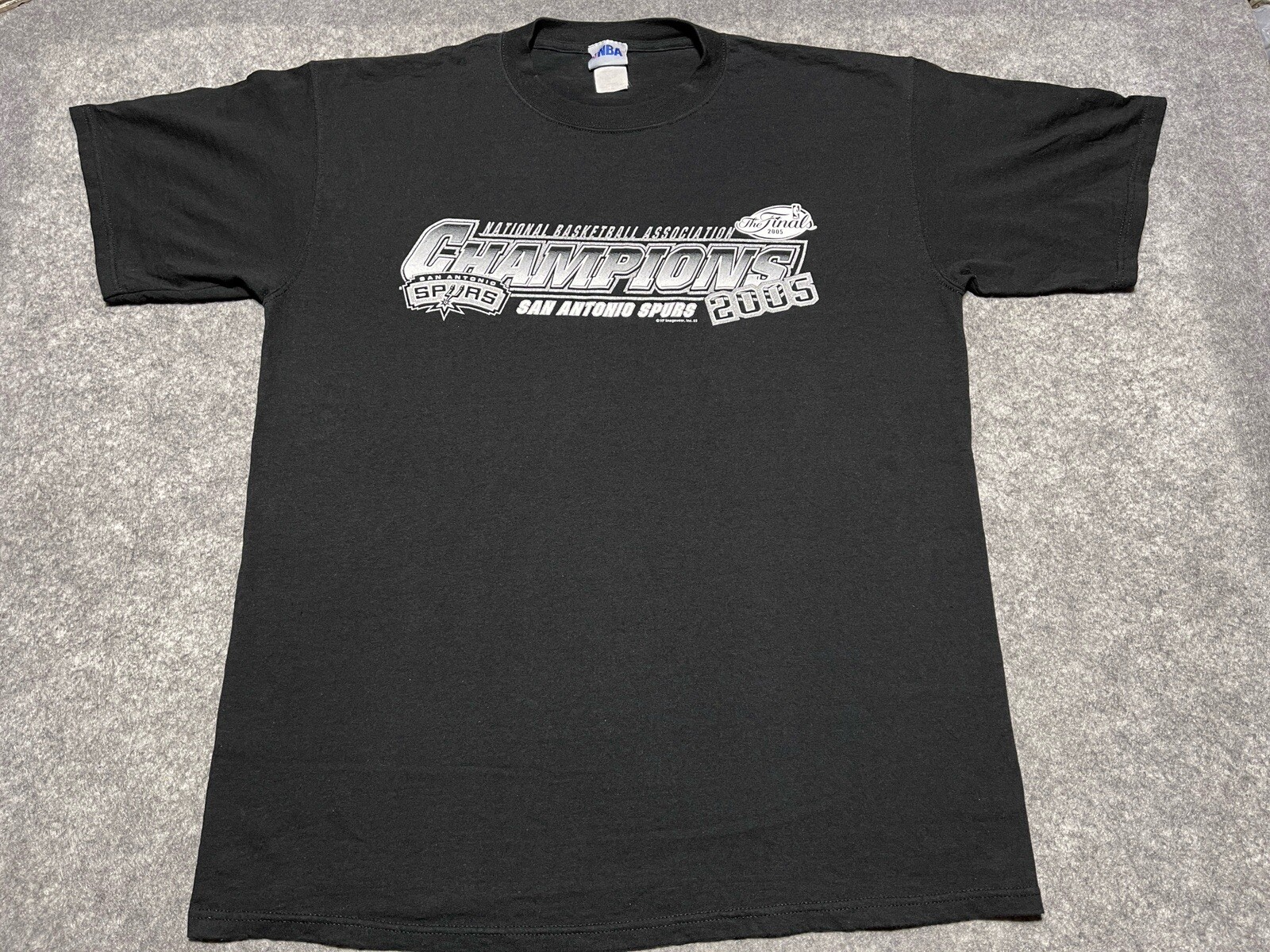 VTG San Antonio Texas Go SPURS Go Black XL 2005 NBA Champions Shirt THE FINALS