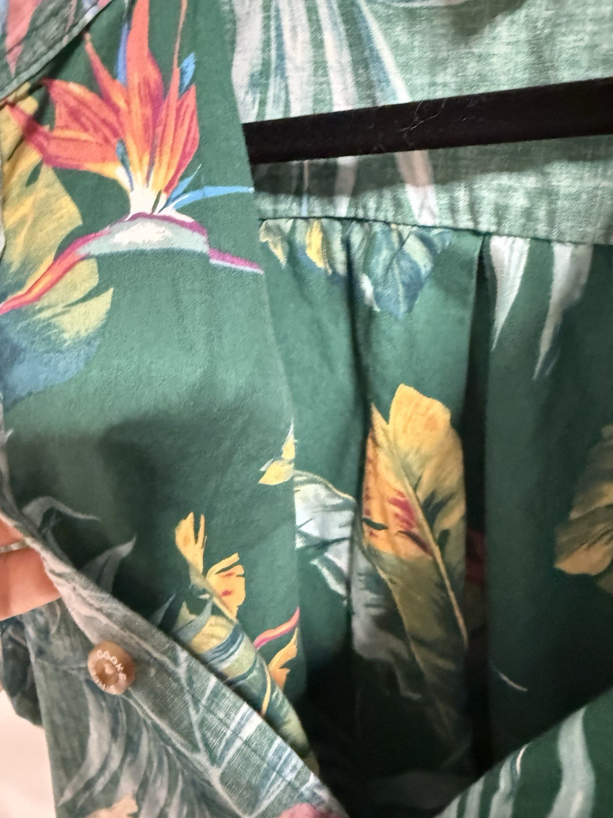Cooke Street Honolulu Men’s Short Sleeve Bird Of Paradise Button Down Cotton M