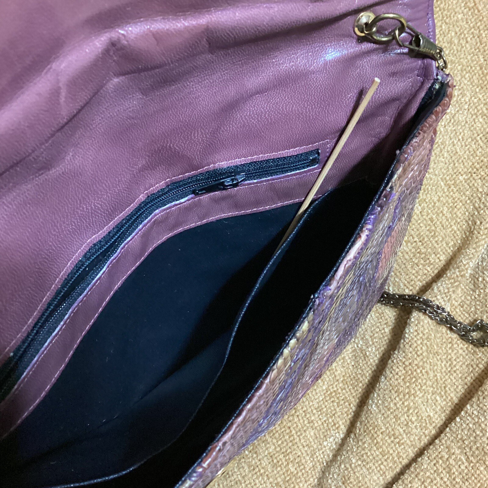 Vtg 80’s Snakeskin Purple/Pink/Beige/Brown Clutch Purse Python Gold Chain Strap