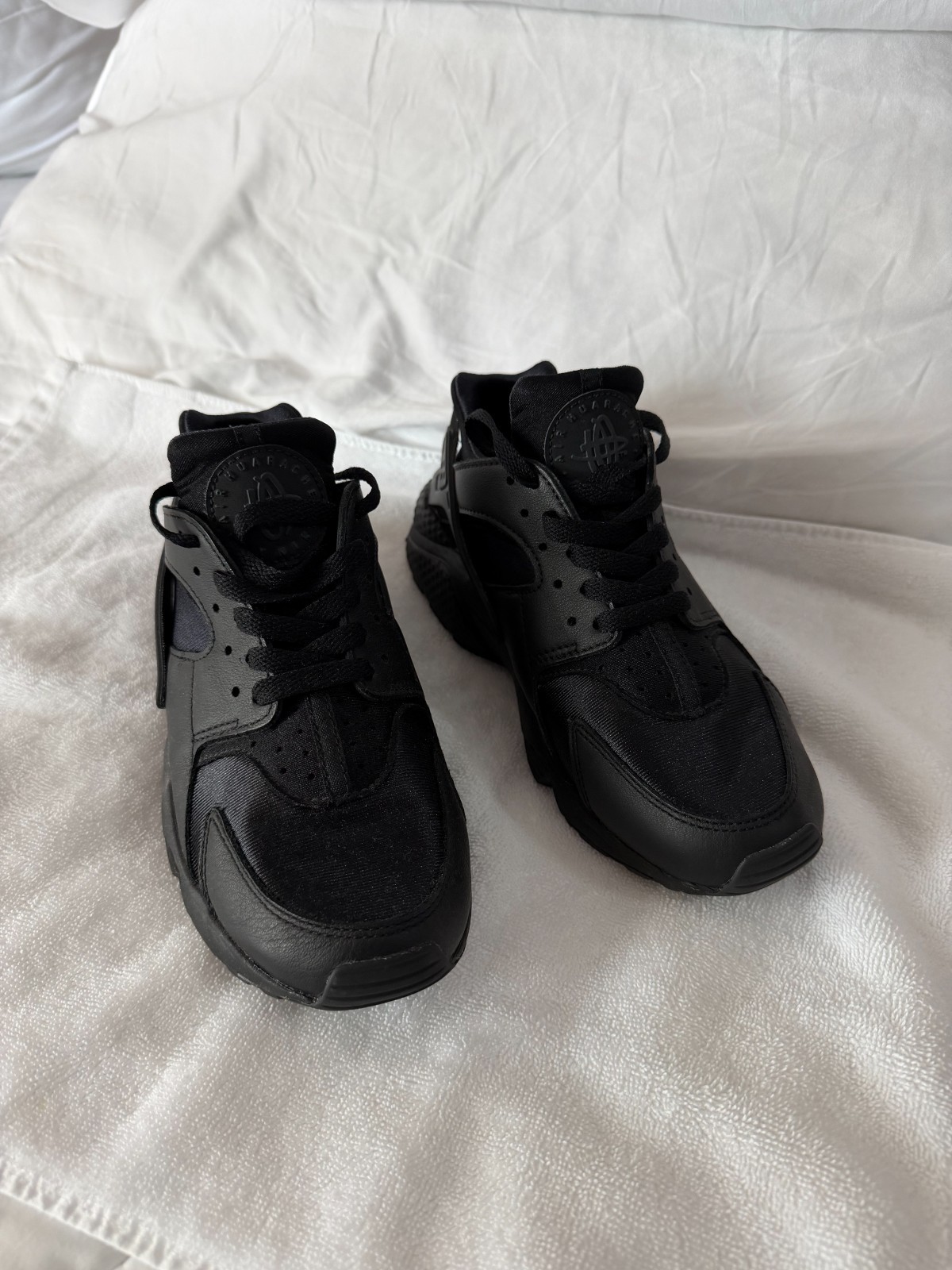 Nike Air Huarache (Triple Black) Men’s Size 6.5