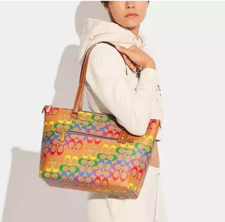 NEW Coach Rainbow Signature Gallery Tote CA555 Khaki Multi | NWT Authentic