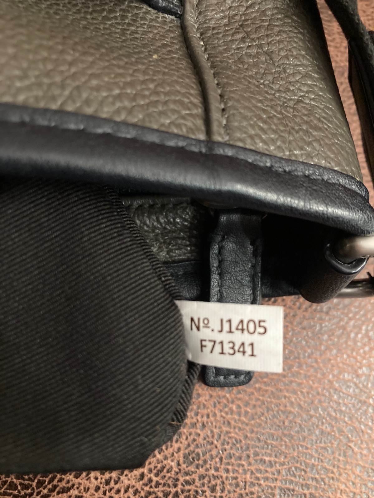 Coach “Camden” crossbody in Gray and Orange/Red Leather_bag No. J1405-F71341