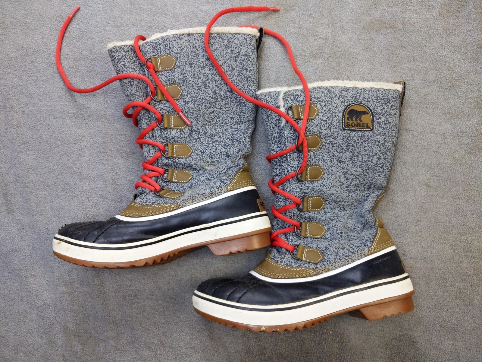 Sorel Snow Boots Womens Size 7 38 2/3 Gray Nylon Mid Calf Faux Fur Waterproof