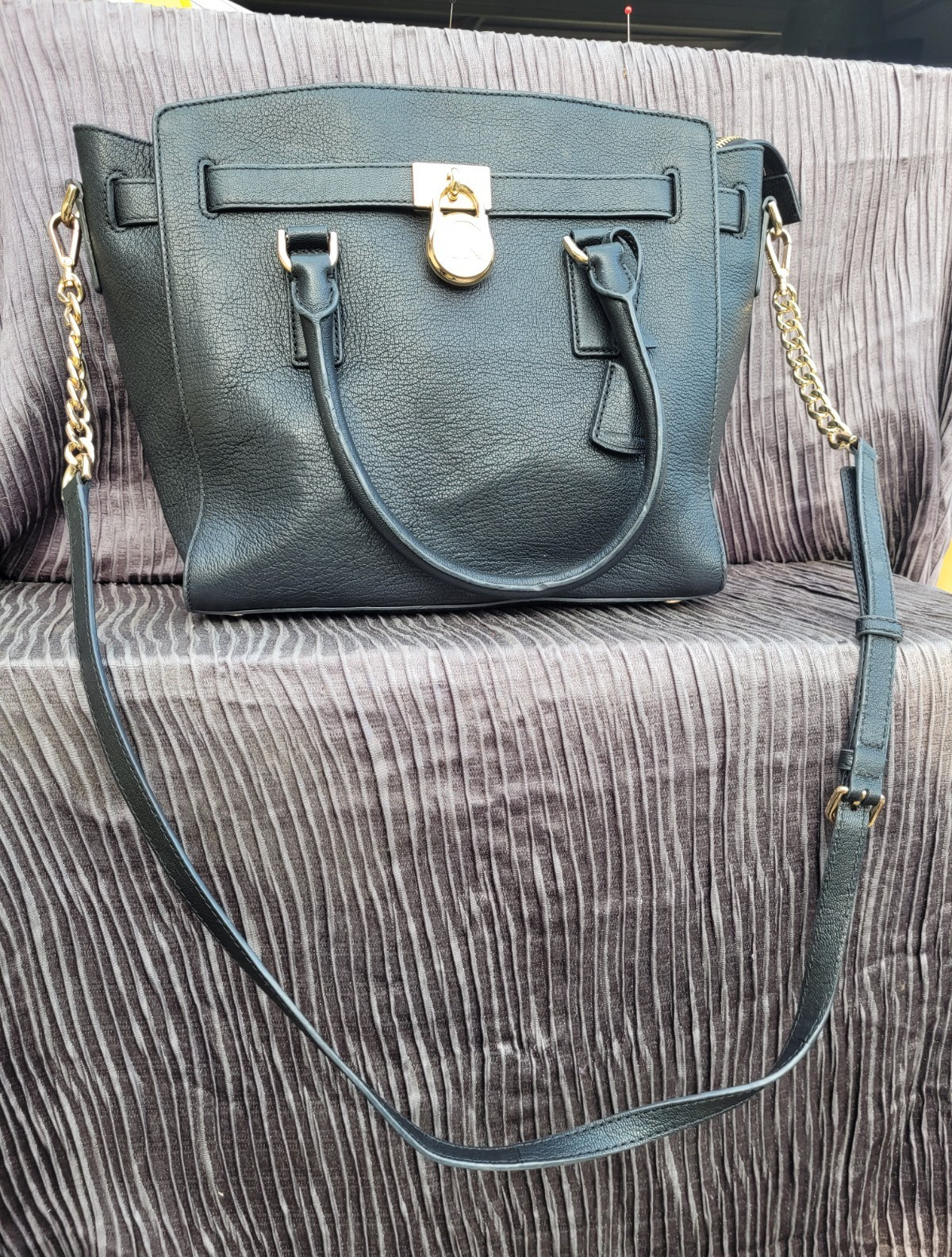 Michael Kors Medium Black Pebbled Satchel Zip Detachable Strap Gold Hardware