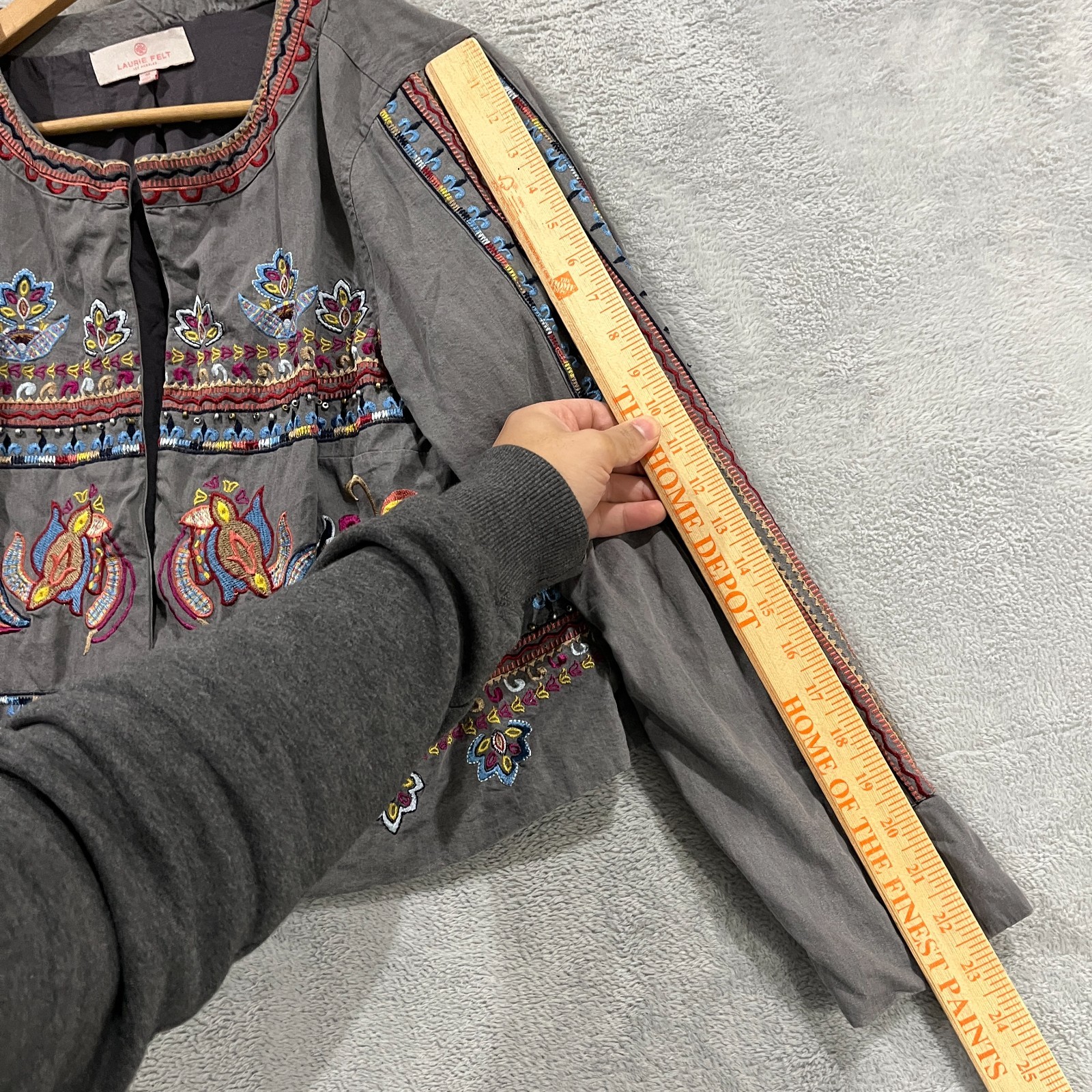 Laurie Felt Jacket Medium Southwest Western Boho Embroidered Hippie Open Front