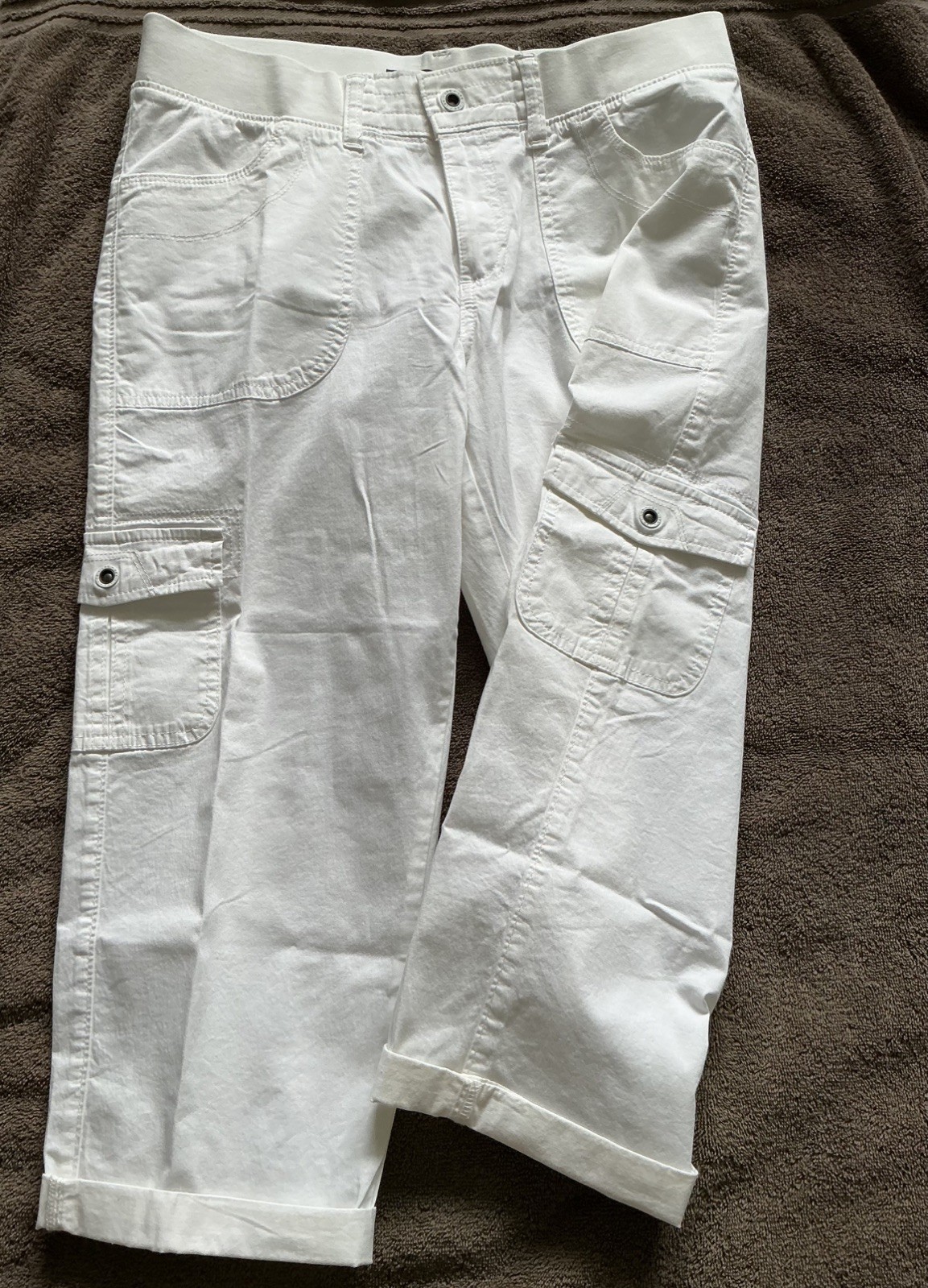Lee Women’s White Capri Relaxed Fit Sz 10 Pre-Owned $8