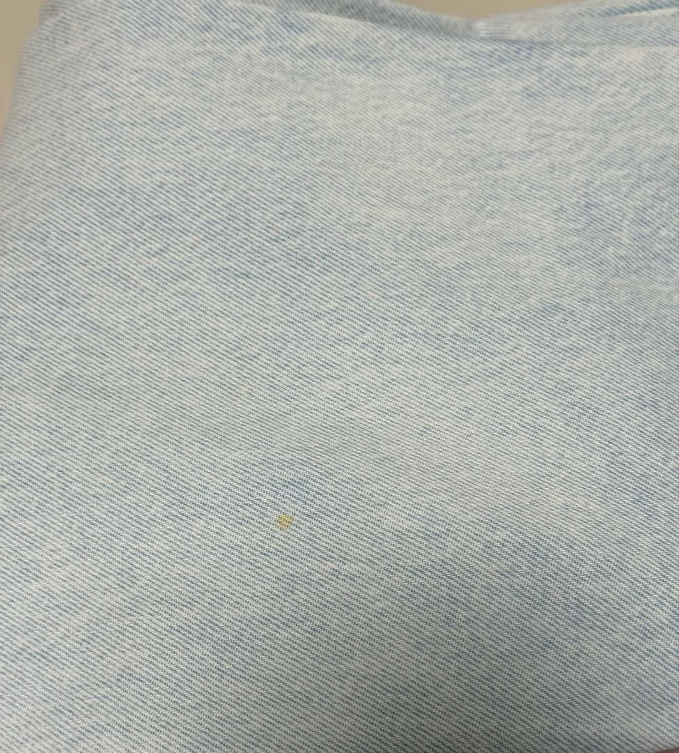 LEVI’S Light Indigo Denim