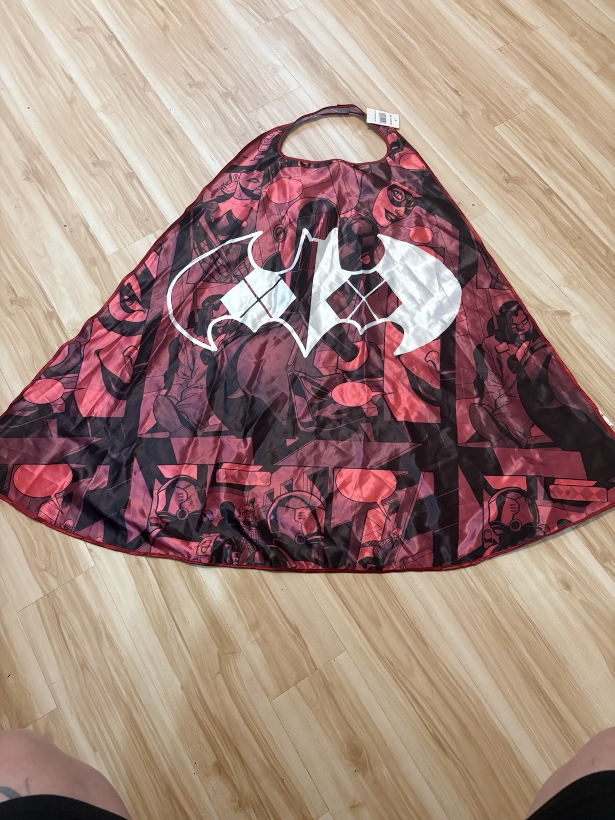 Harley Quinn Batman DC Comics Six Flags Red Black Cape Adult One Size