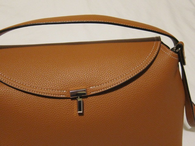 Toteme T Lock Women’s Leather Shoulder Bag – TAN -Style number 241-WAL956-LE002