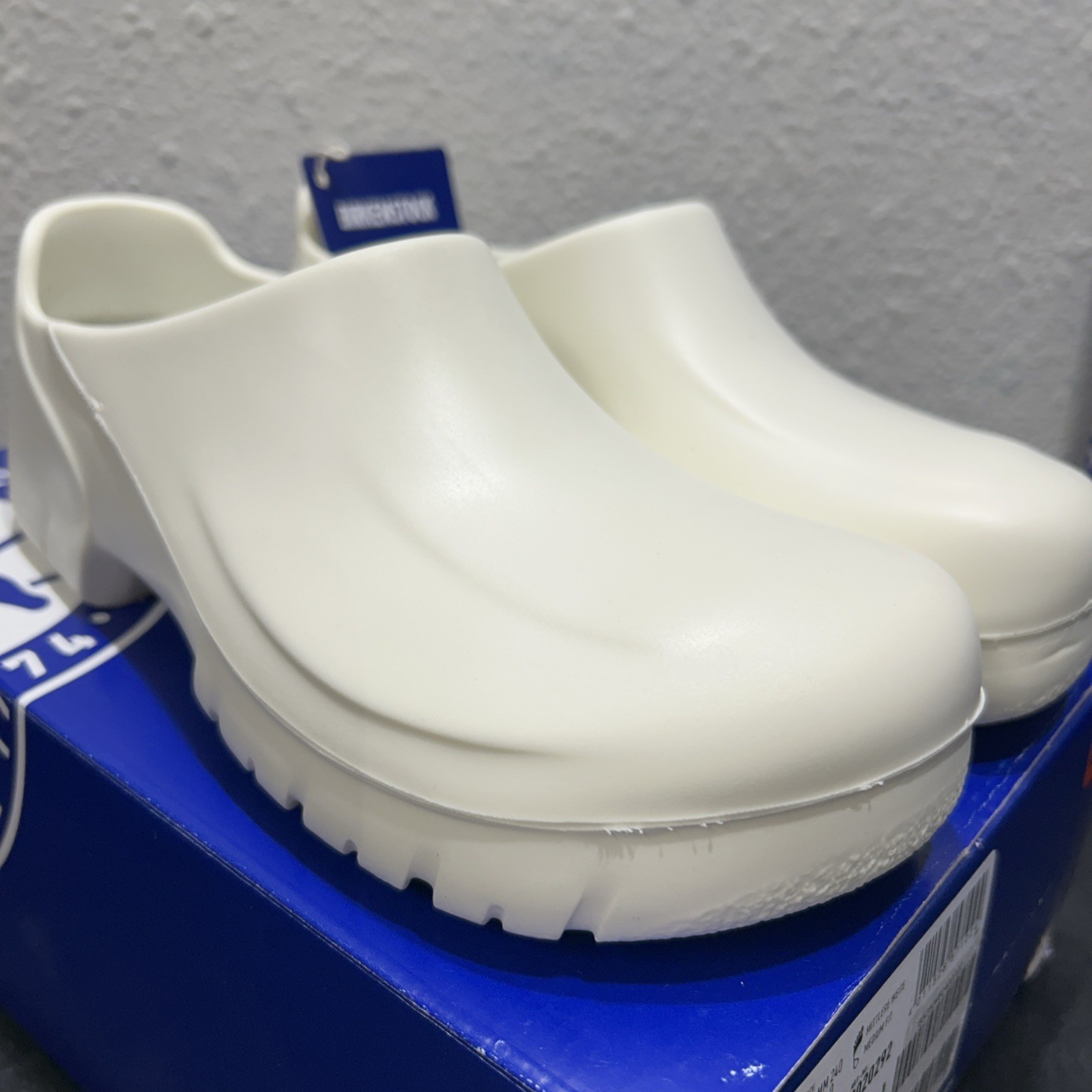 Birkenstock A640 White Reinforced Steel Toes EU 37 US W6 M4