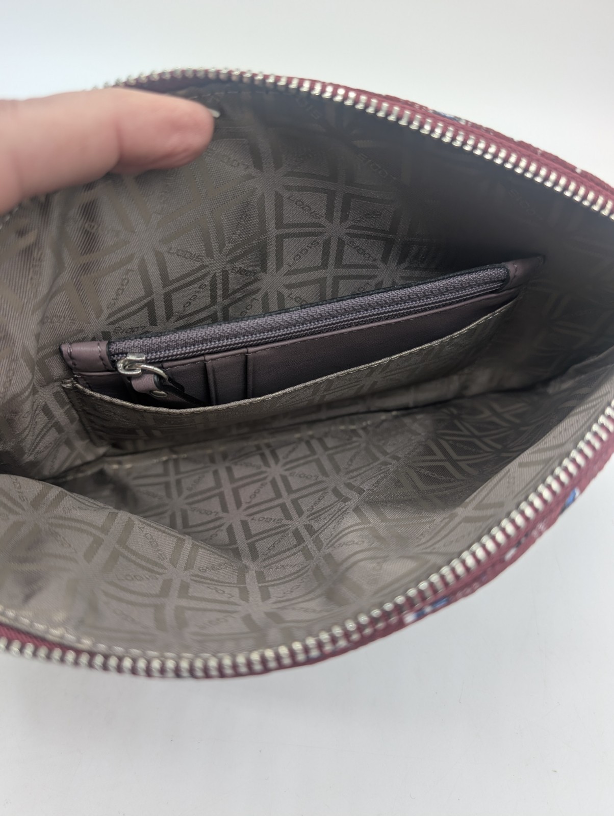 Lodis Red Shreds Wristlet Makeup Bag 10″X7″ And Wallet 5″X3″ Excellent Condition
