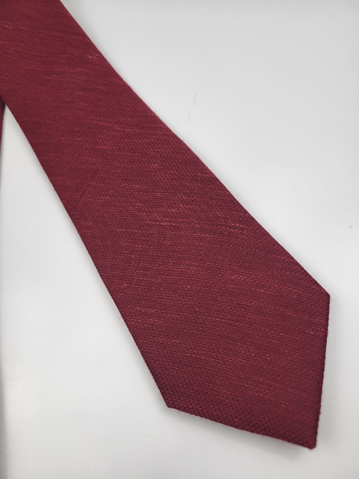The Tie Bar Silk Linen Tie Red Solid Men Necktie Long 62 x 3.25