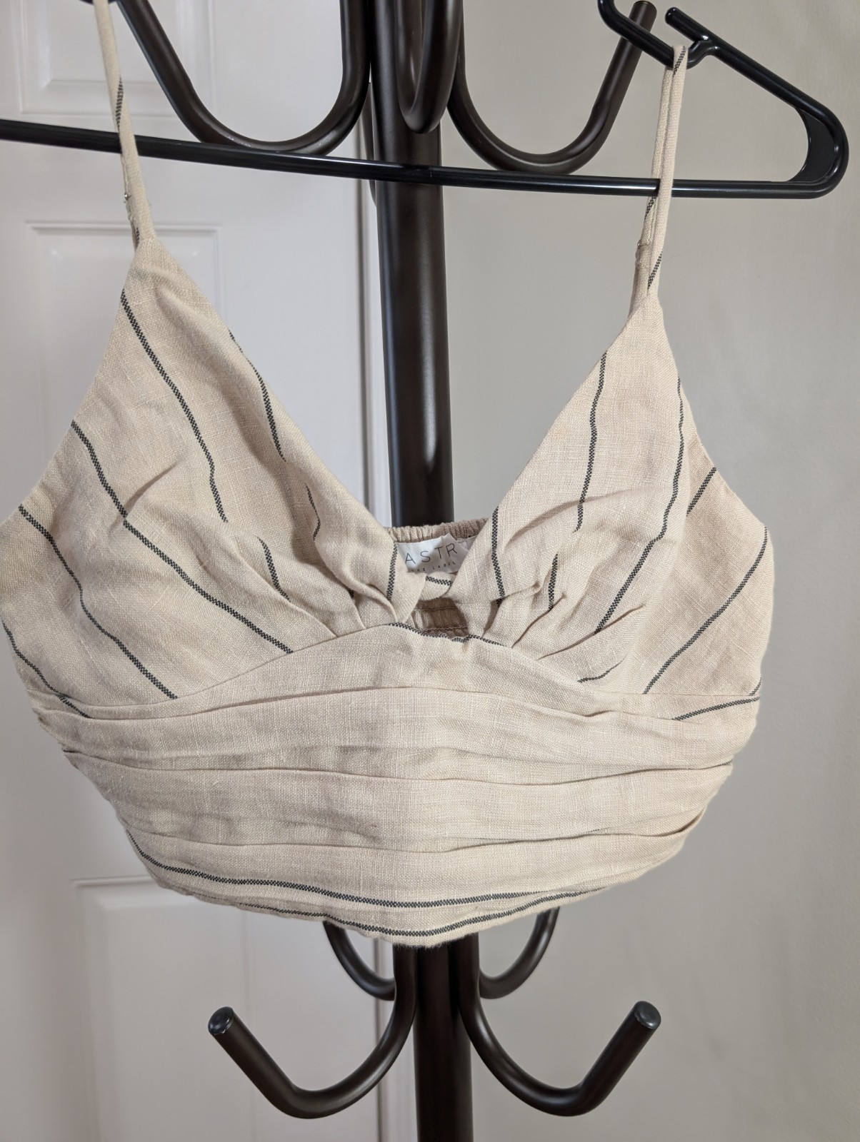 ASTR the Label Women’s XS Linen Striped Bralette, Smocked Wireless Beige/Black