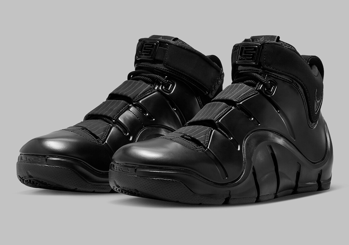 Nike LeBron James IV 4 Blackout Black Anthracite FJ1597-001 sz 9.5 Men’s