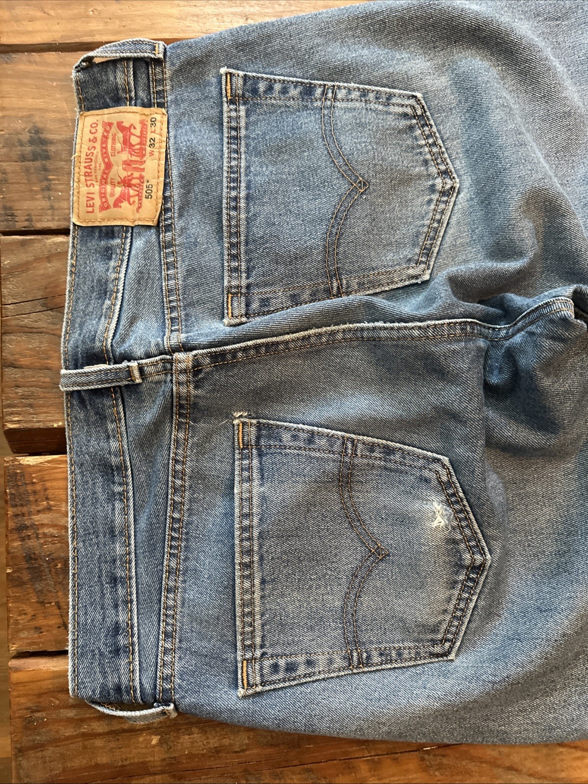 Levi’s 505 32 X 30 Men’s Straight Fit Jeans – Stonewash Blue