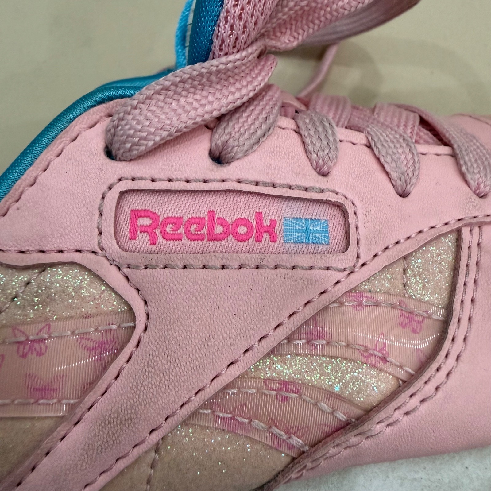 Reebok Classic Girls Sneakers Pink Glitter Athletic Shoes Youth Size 11.5
