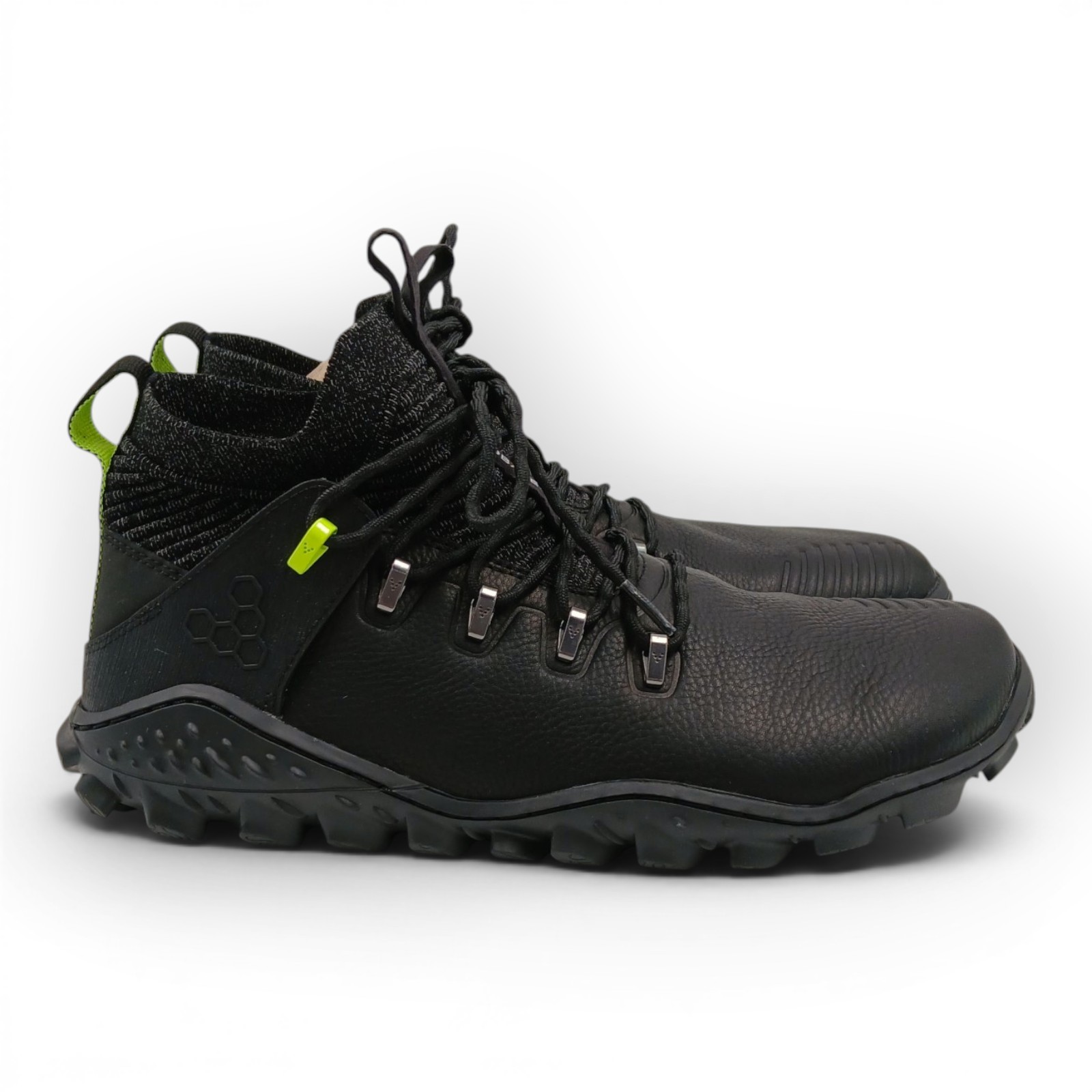 Vivobarefoot Men’s Magna Forest ESC Obsidian Hiking Shoes Size 9.5