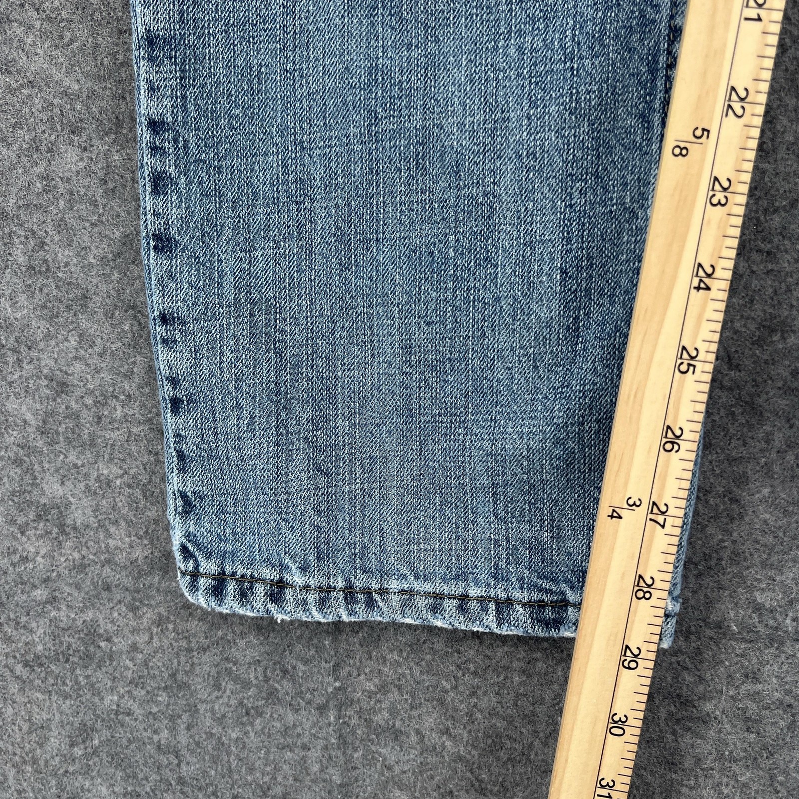 Levis 514 Jeans Mens 29×30 Blue Light Wash Slim Fit Straight Denim Cotton Casual