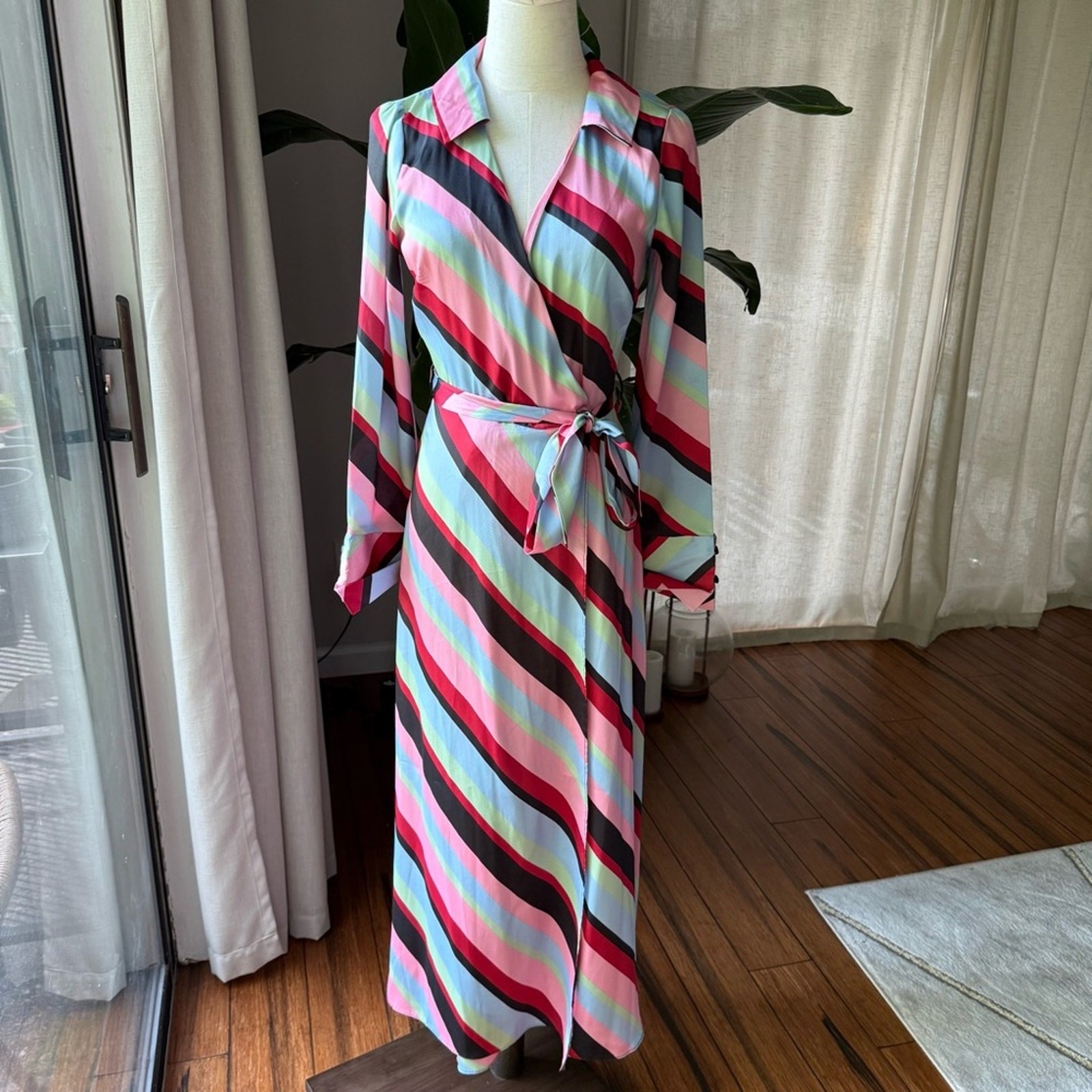 🌈 ASOS DESIGN Multi-Color Satin Wrap Dress – Size US 4 (UK 8 / EU 36)