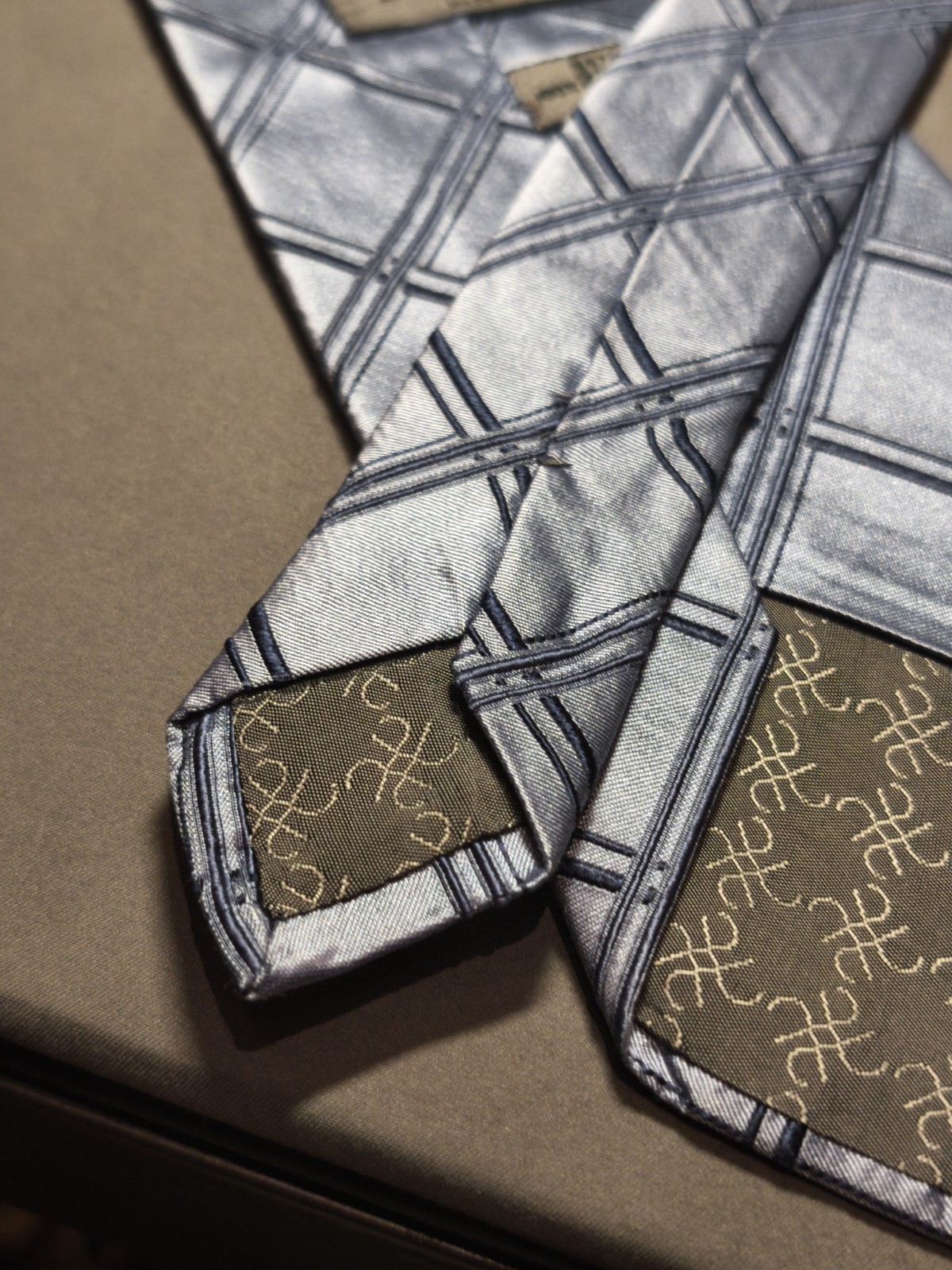 Tino Cosma – Solid Color Grey Scottish Tartan Silk Tie Made in Italy