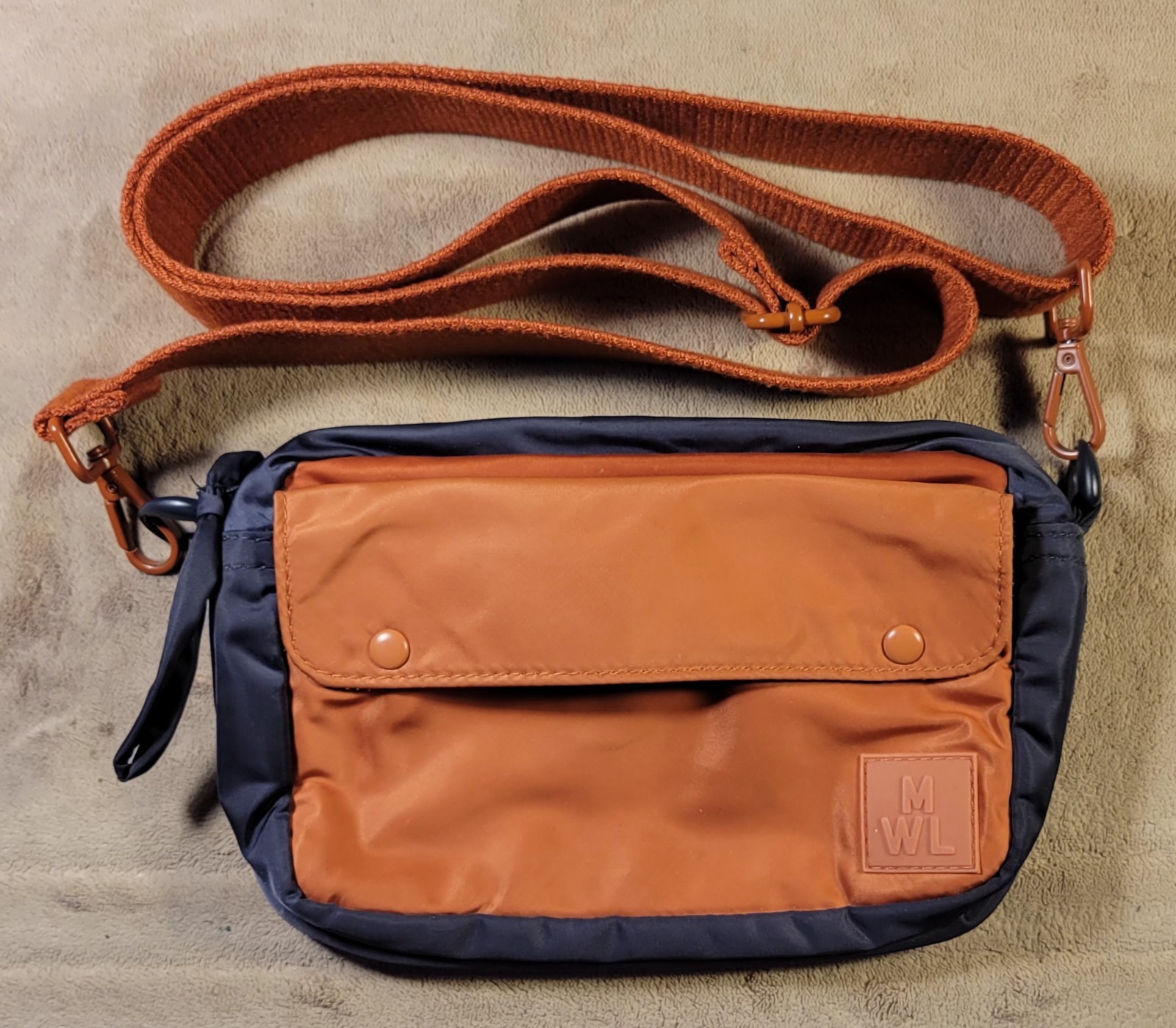 Madewell The Sport Camera Bag In Dark Orange/Navy Colorblock