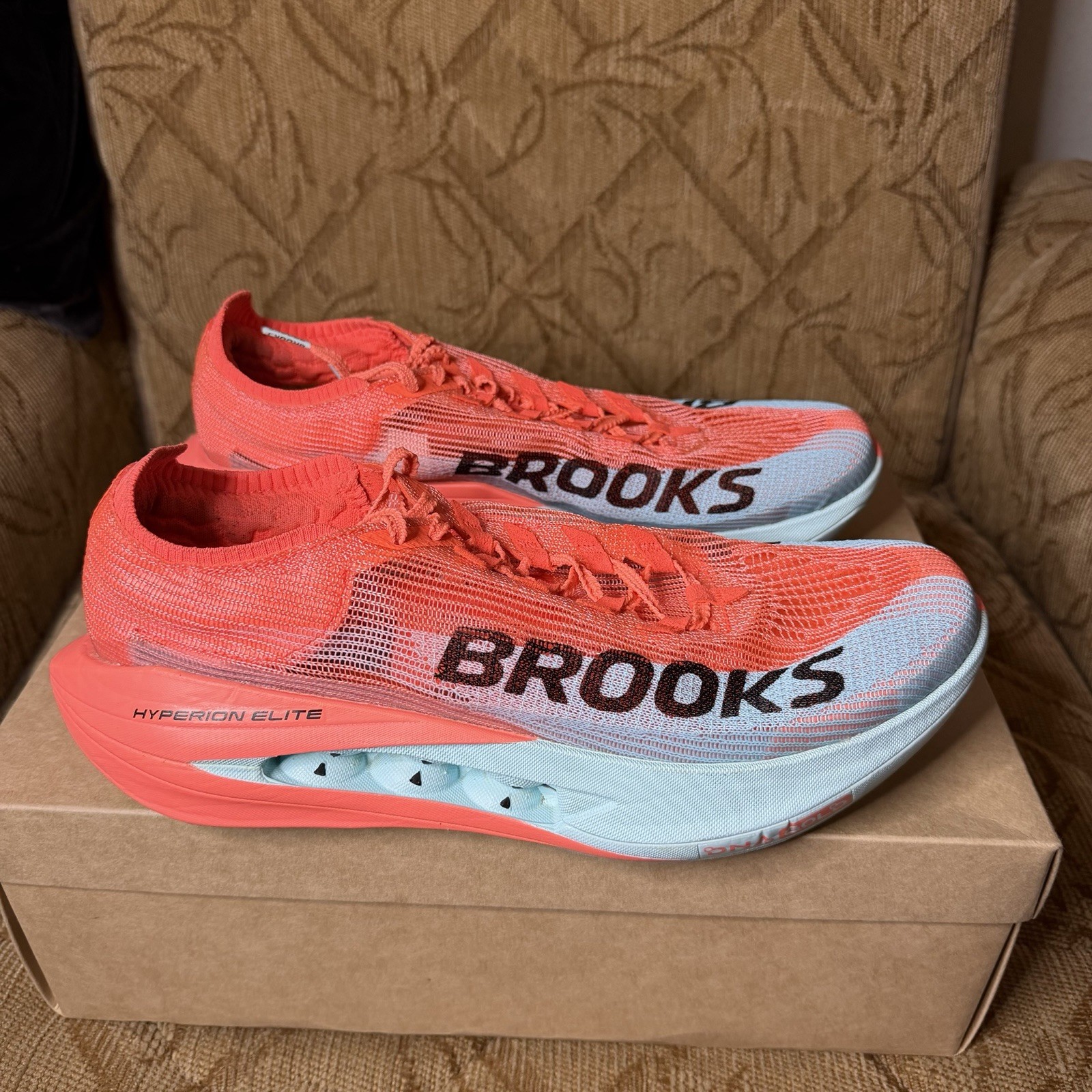 Brooks Hyperion Elite 5 Pink Clay Atomizer Blue Shoe 1000491D681 Men’s Size 11.5