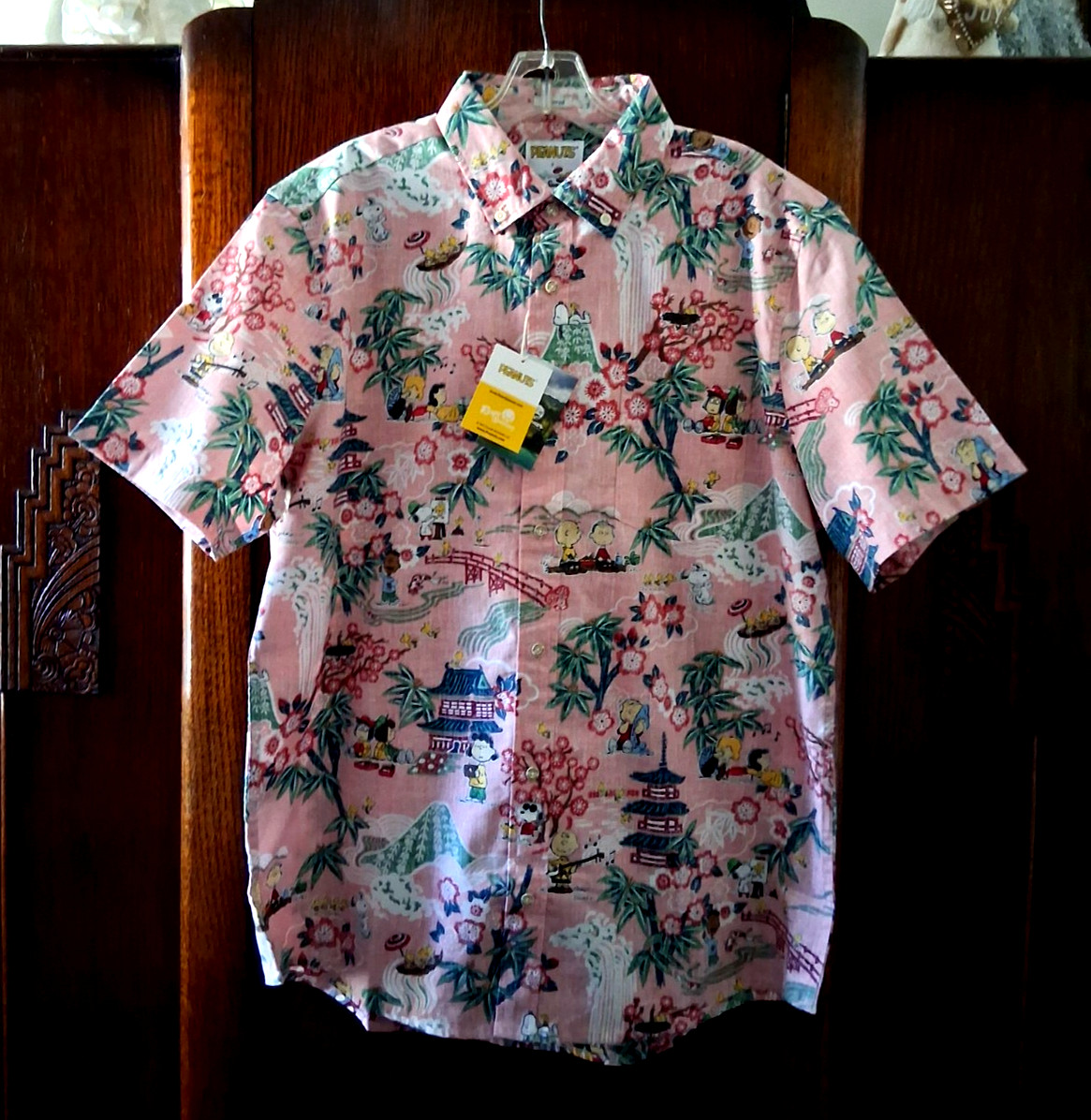Reyn Spooner Men’s ” PEANUTS IN JAPAN” NWT TAILORED FIT Pink Button Front Sizes