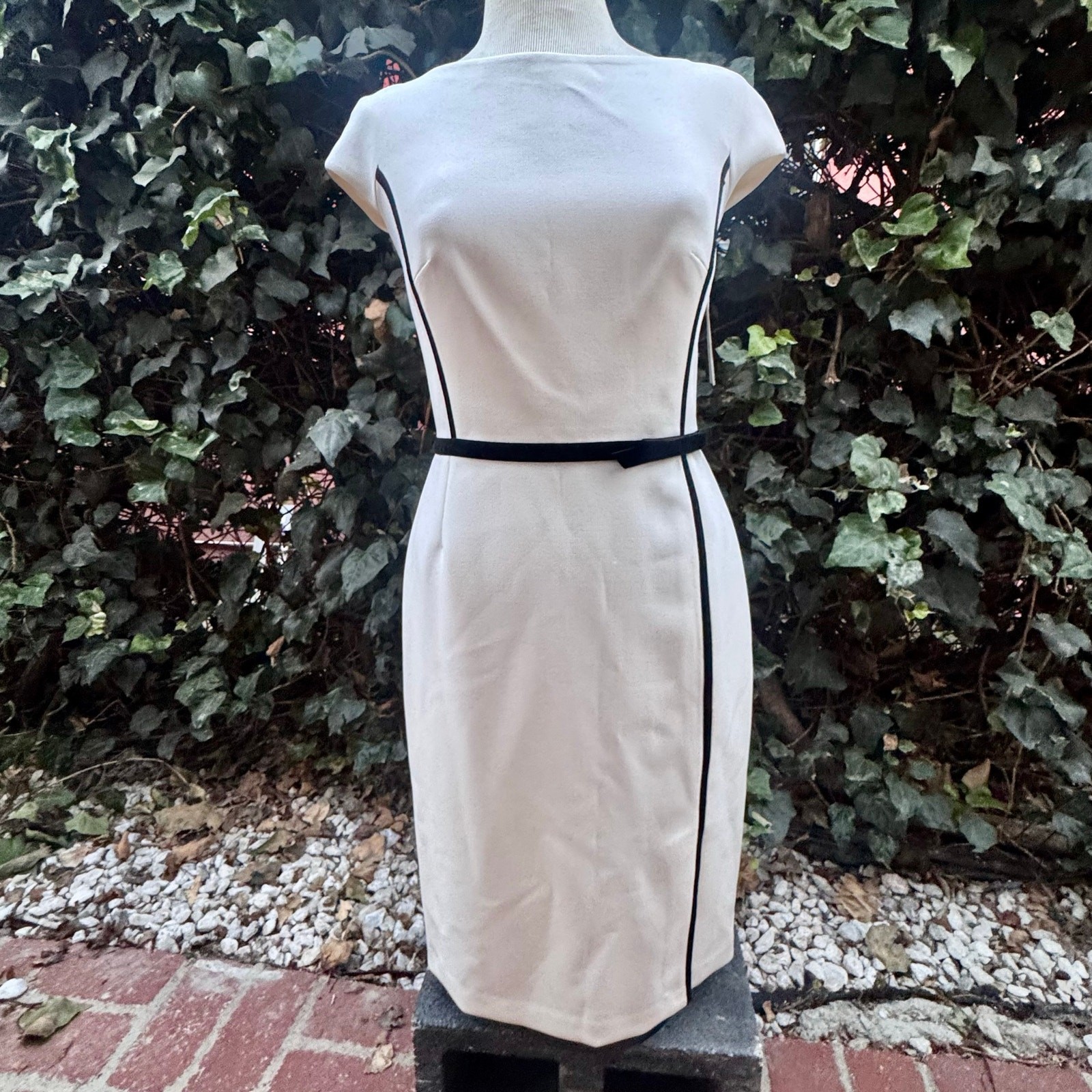 NWT Liz Claiborne Dress Sheath 1-Piece Classic Career Professional Knee Length