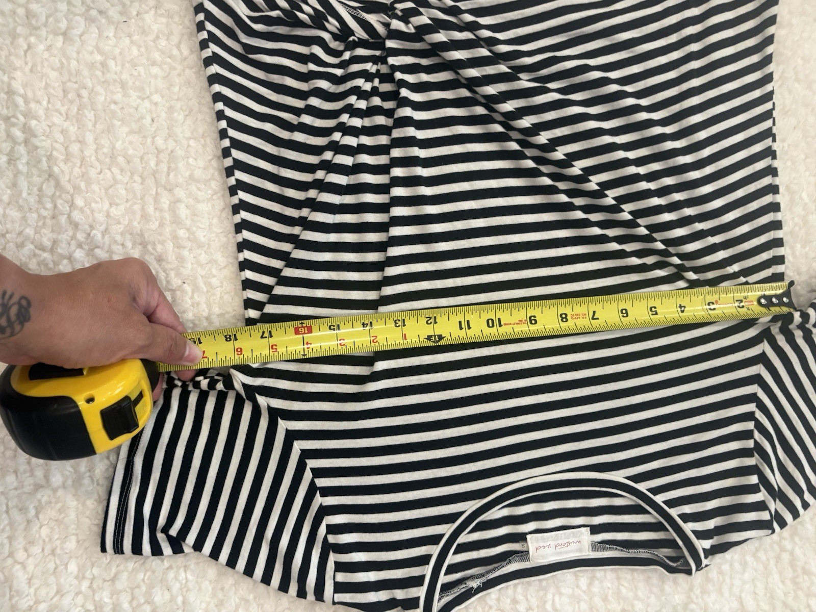 EUC Mustard Seed Women’s Black White Striped Short Sleeve Top Blouse – Size S