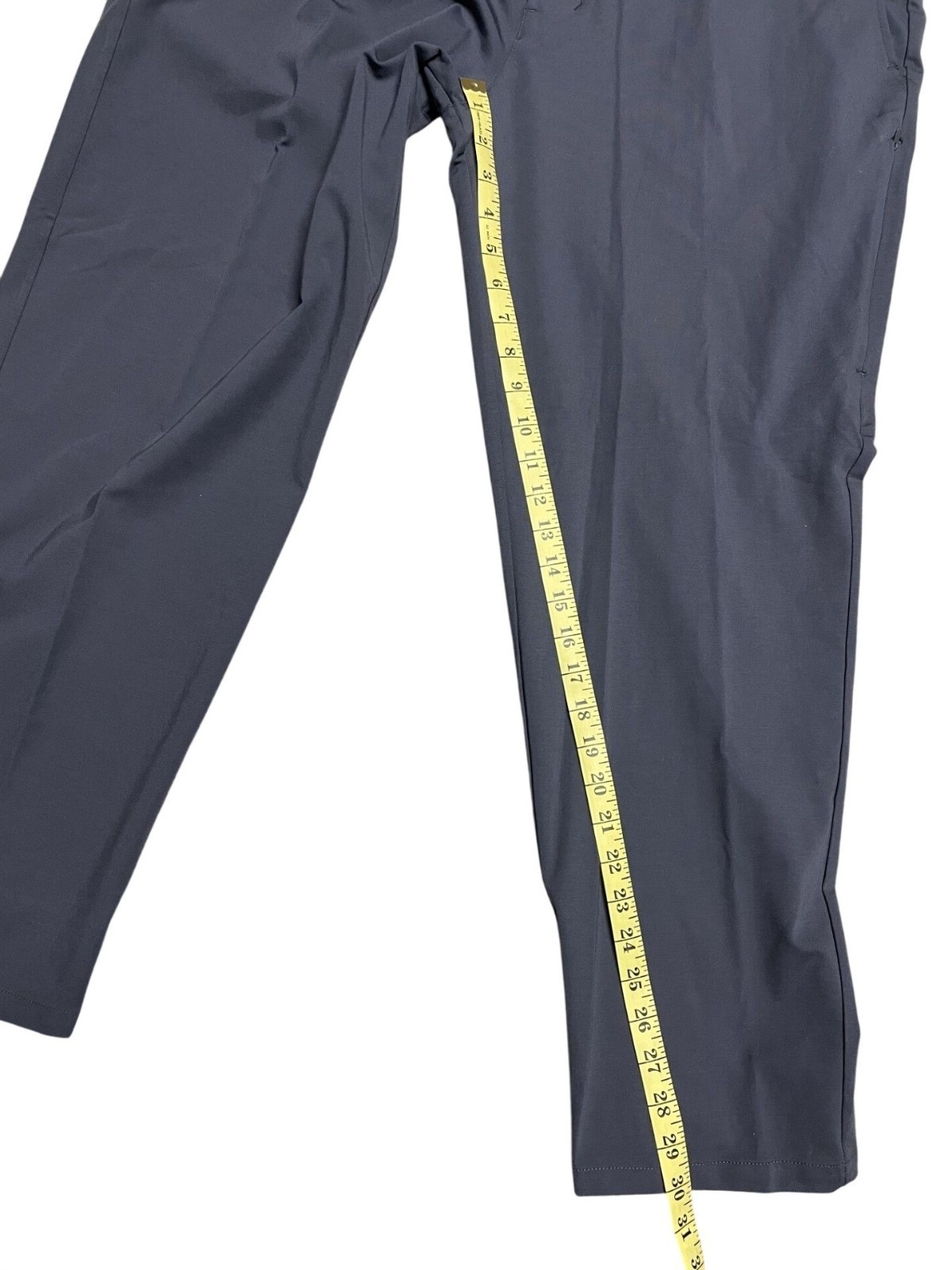 Reebok Mens 5-Pocket Stretch Pants 42×30 Nylon Blend Ebony Color