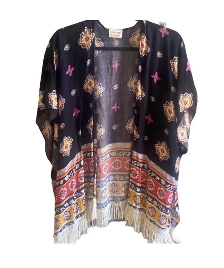 Melrose & Market Short Sleeve Bohemian Open Cardigan. One Size.