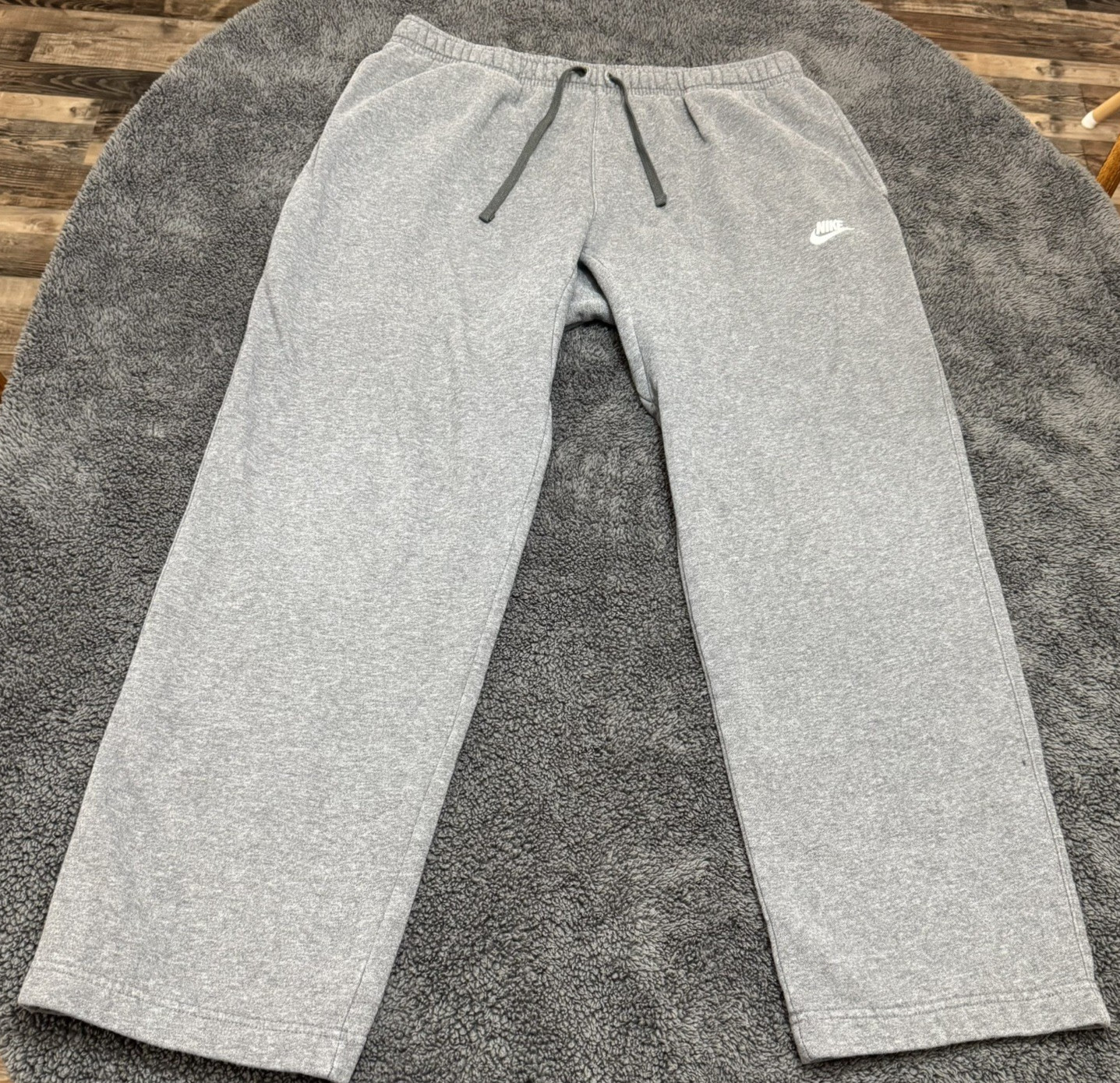 Nike Pants Men’s 2XL Gray Fleece Sweatpants Straight Joggers Classic Logo