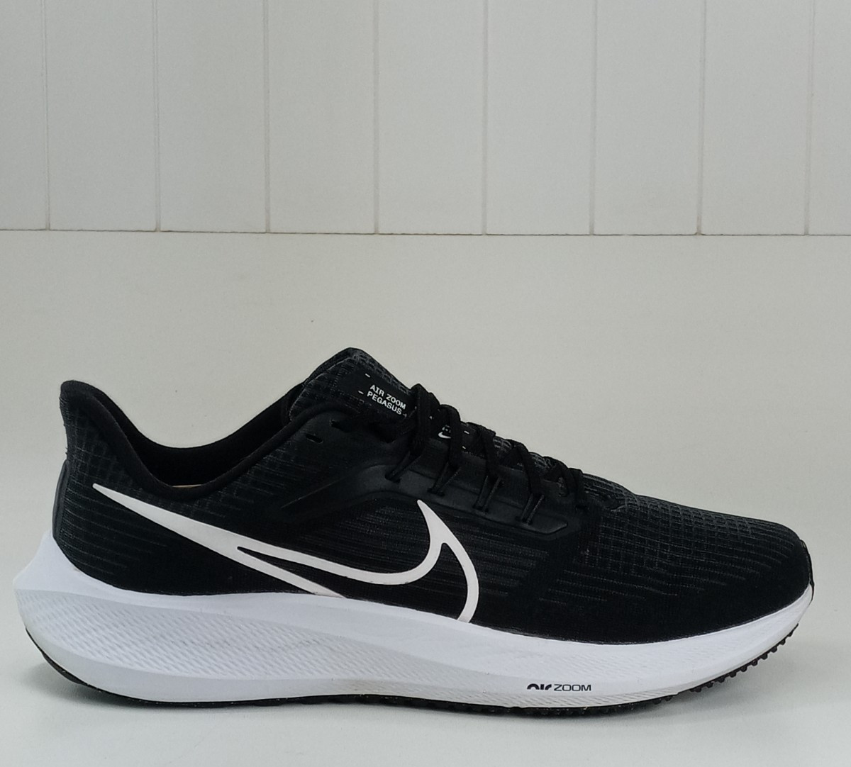 Nike Air Zoom Pegasus 39 Men Black White Running Shoe Sneaker DH4071-001 Sz 10.5