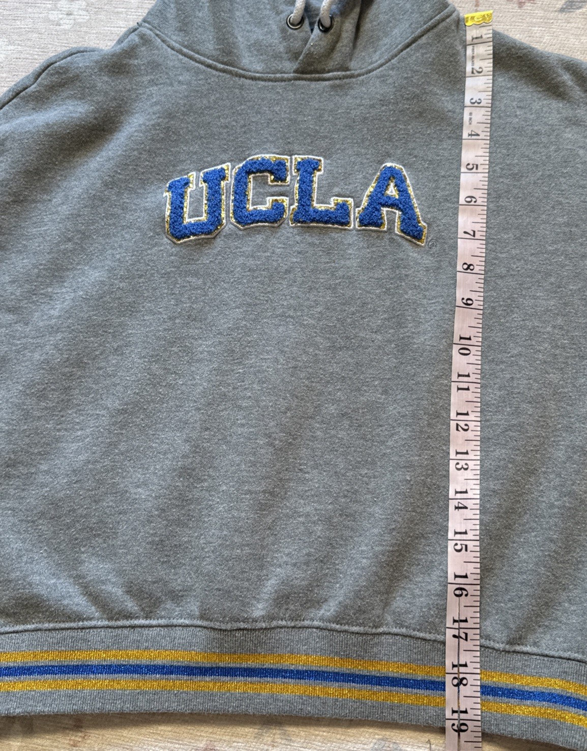 The Wild Collective UCLA Bruins Varsity Letters Bling Cropped Pullover Hoodie M