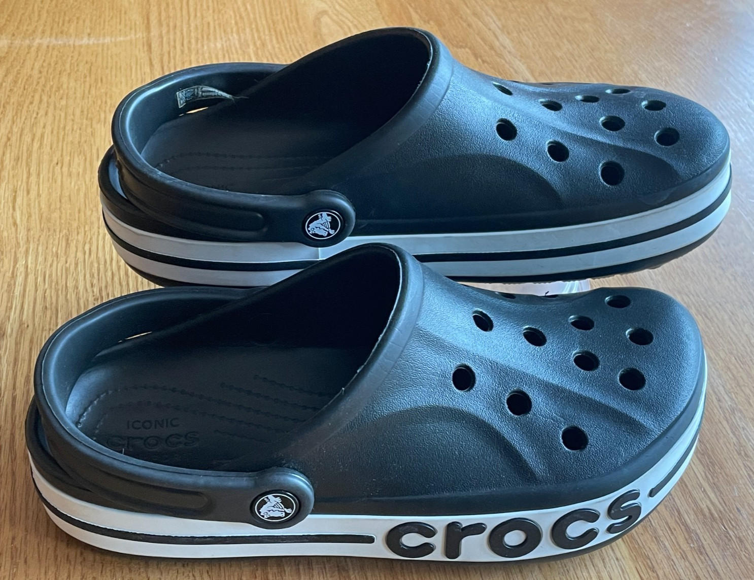 Crocs Bayaband Clogs Black & White, Unisex Mens 7 Womens 9, Slip-On Shoes