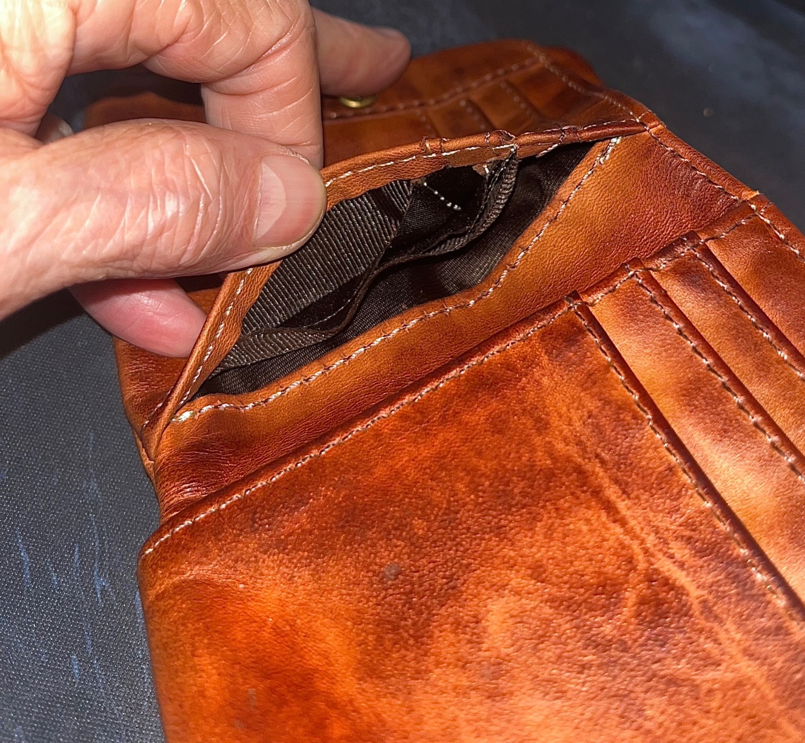MENS Dark Brown HANDMADE Very Soft LEATHER SNAP & ZIPPER BIFOLD WALLET