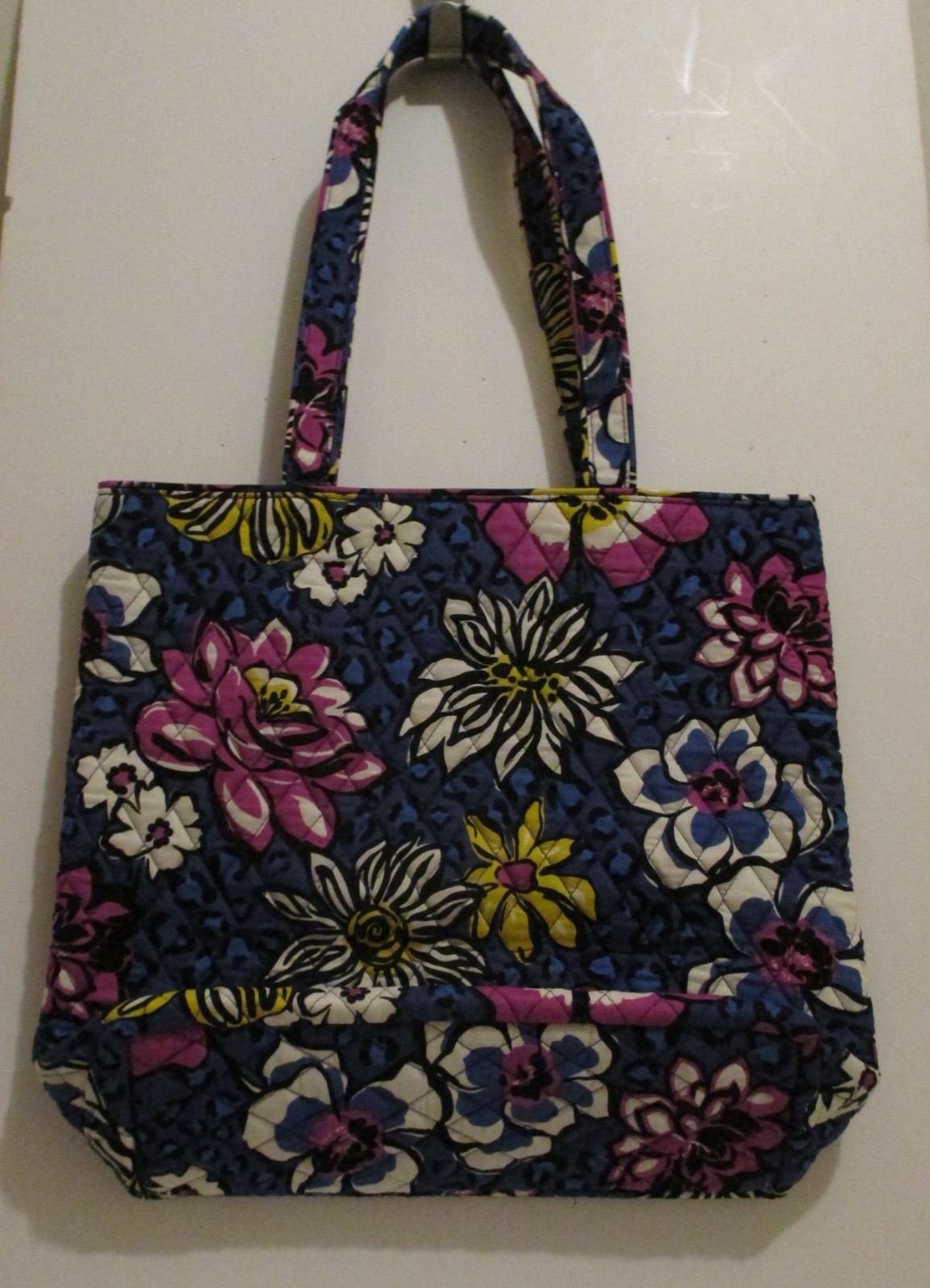 Vera Bradley Magnetic Snap Tote African Violet (11x13x4 in) NWOT