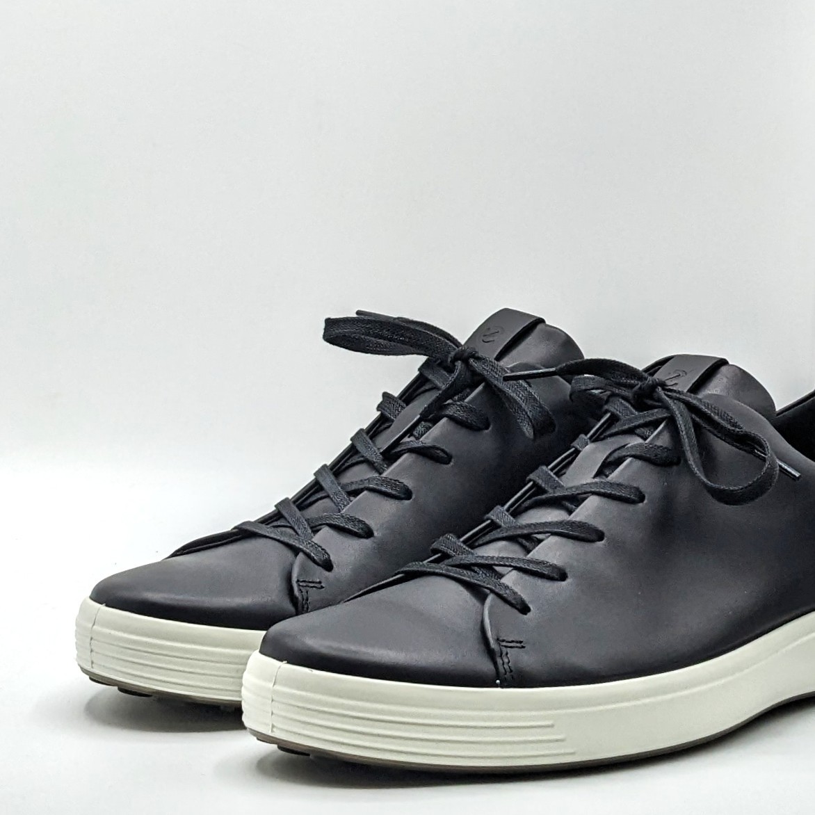 ECCO “Soft 7” Men’s Scandinavian/Contemporary Design Black Leather Sneaker NEW