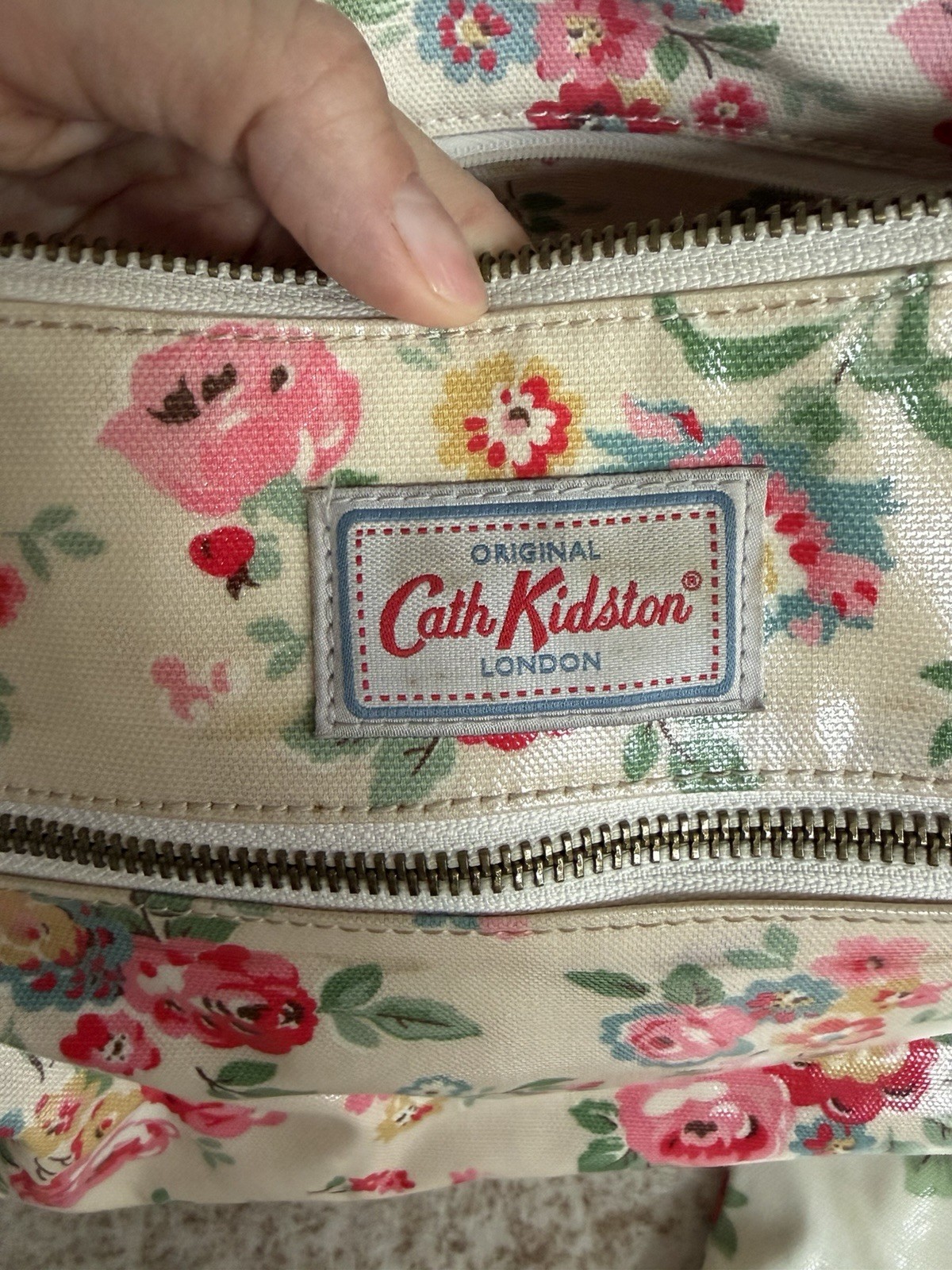 Cath Kidston Floral Oilcloth Crossbody Bag with Pouch Cream Pink Vintage