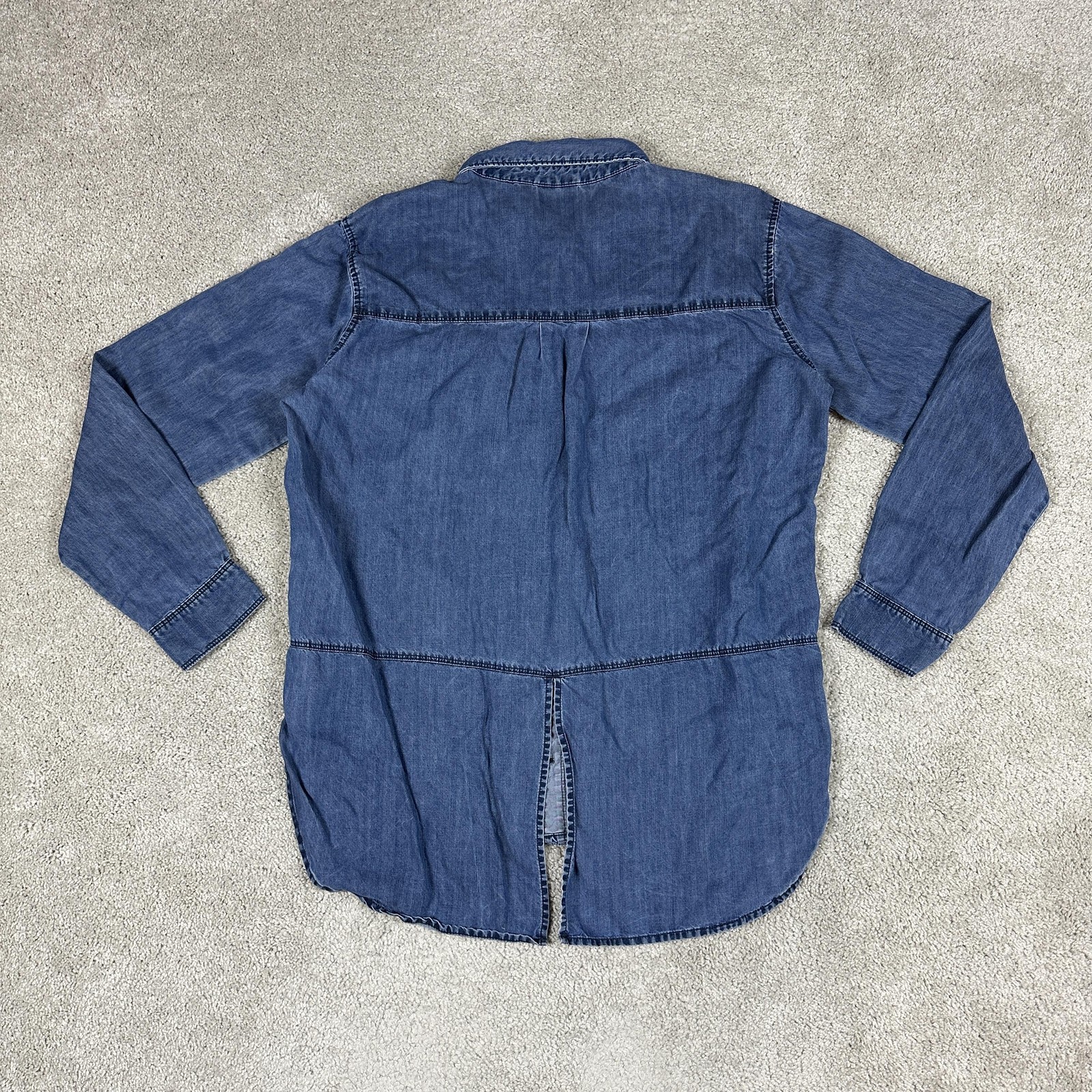 Athleta Shirt Womens Large Blue Tencel Chambray Tunic Button Up Long Sleeve Top